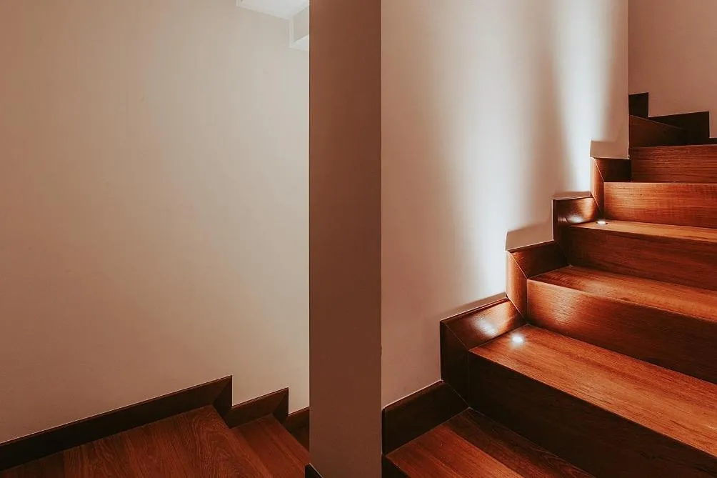 Bacã Suites, Restaurant & Bar