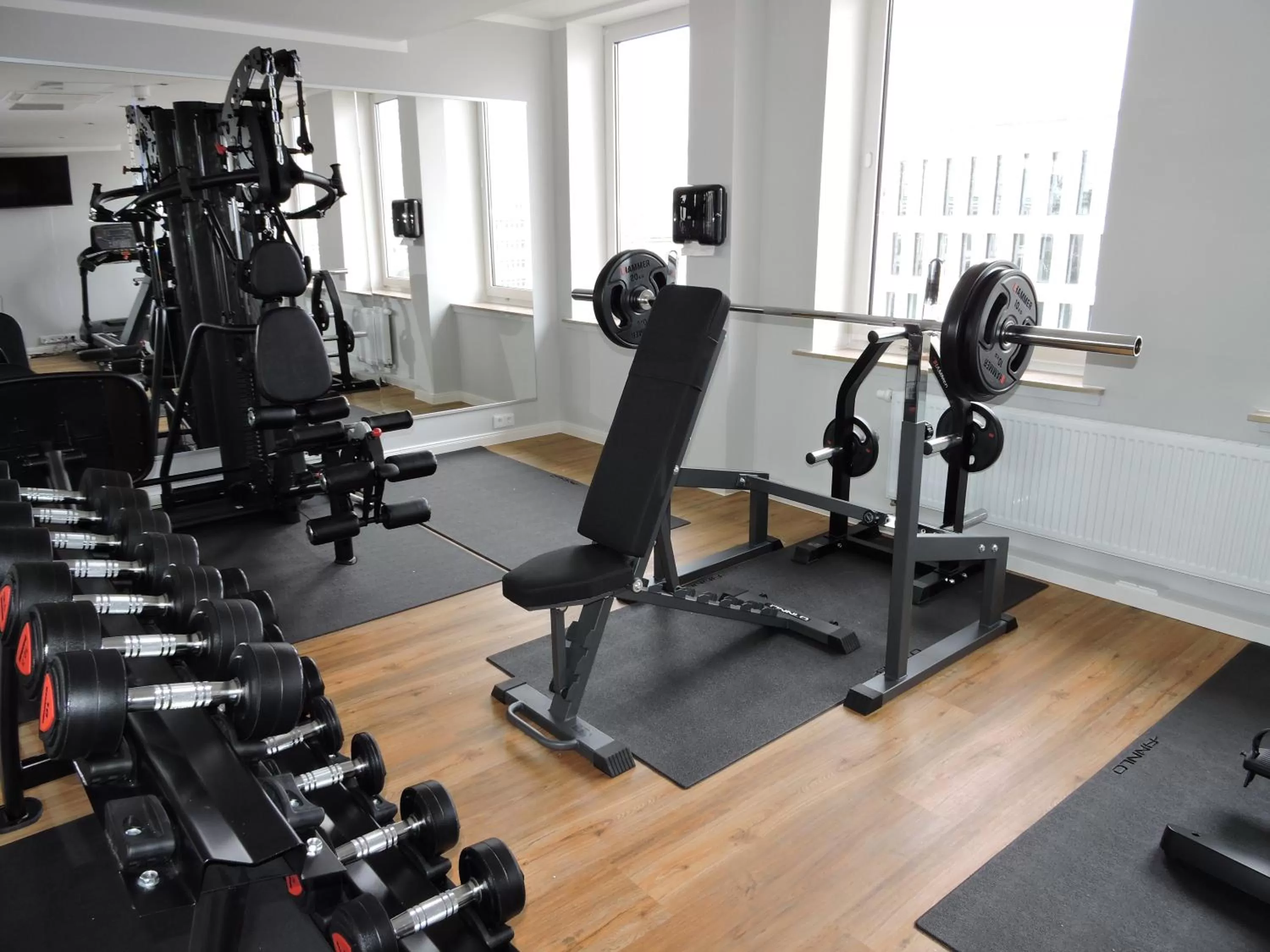 Fitness centre/facilities in Elens Hotel