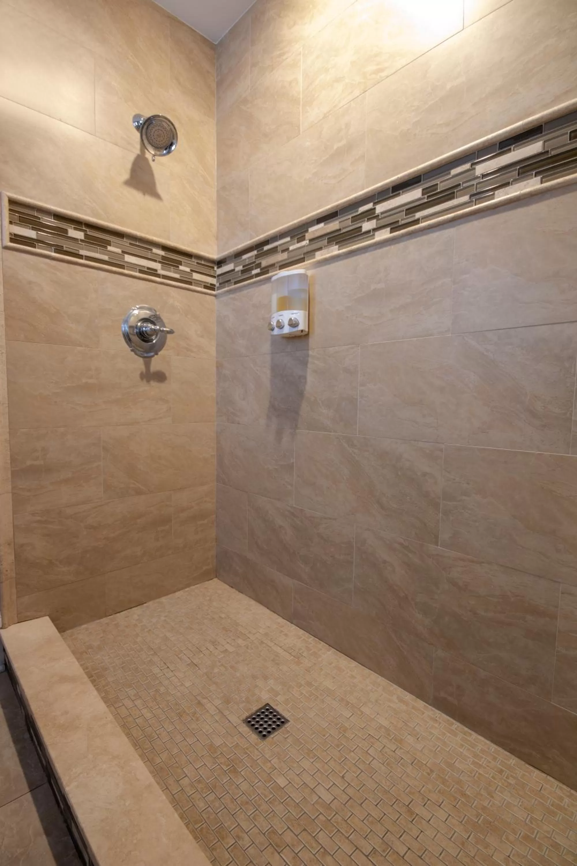 Bathroom in Hemingway House Bed and Breakfast