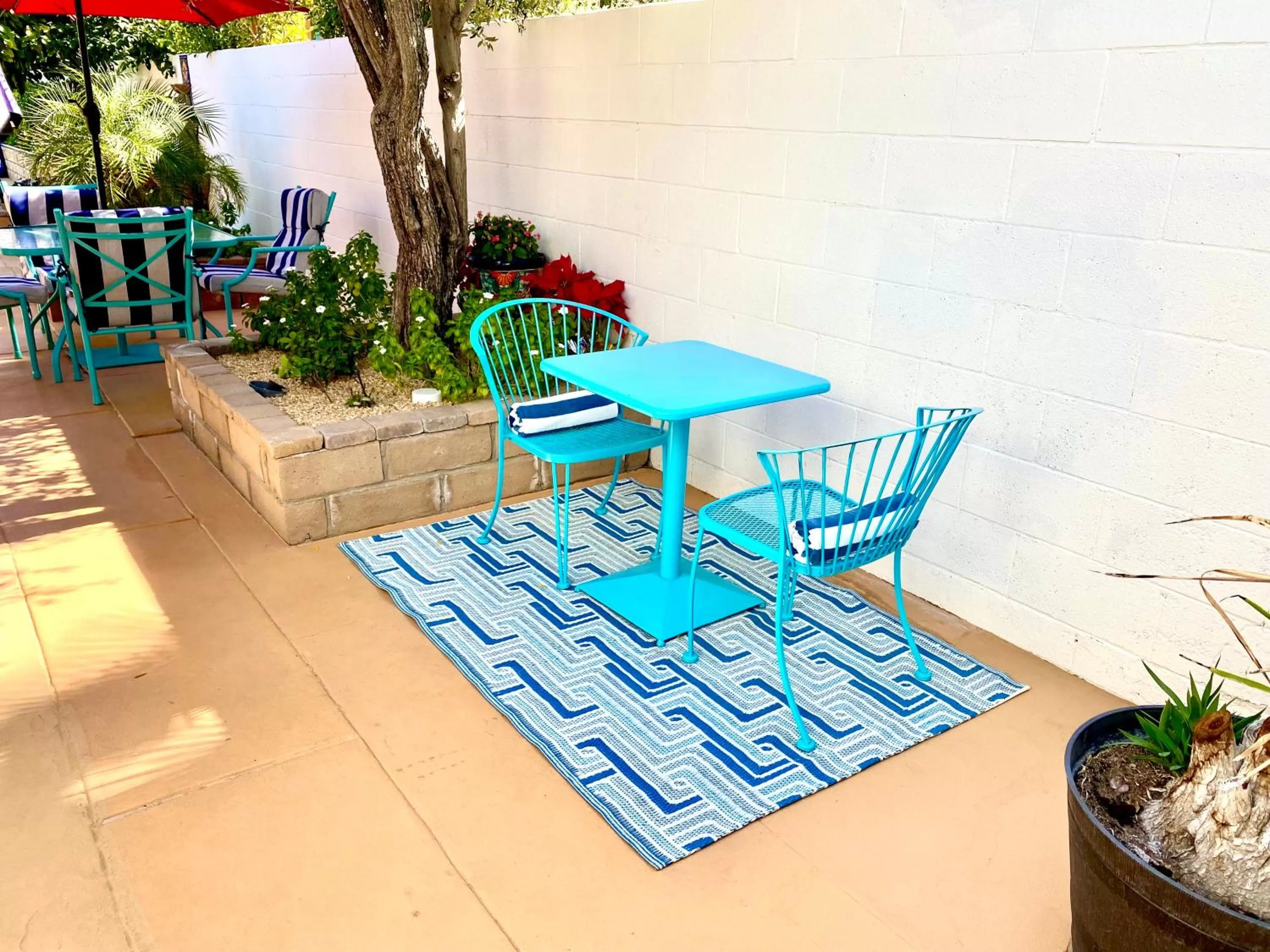Patio in Old Ranch Inn - Adults Only 21 & Up