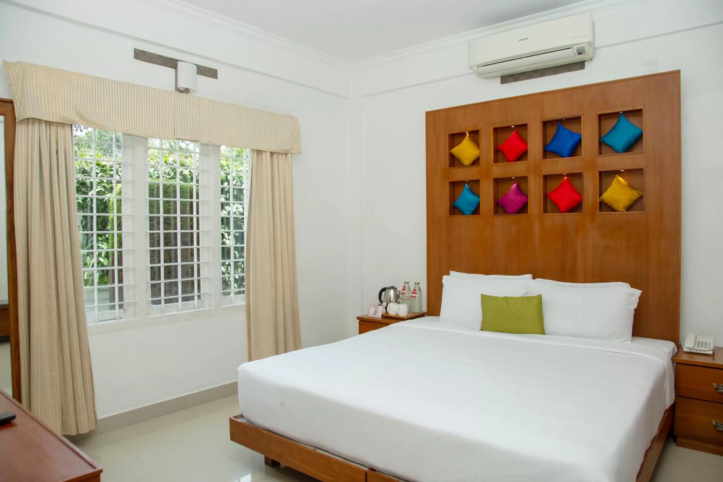 Bed in The Fog Munnar (Resort & Spa)