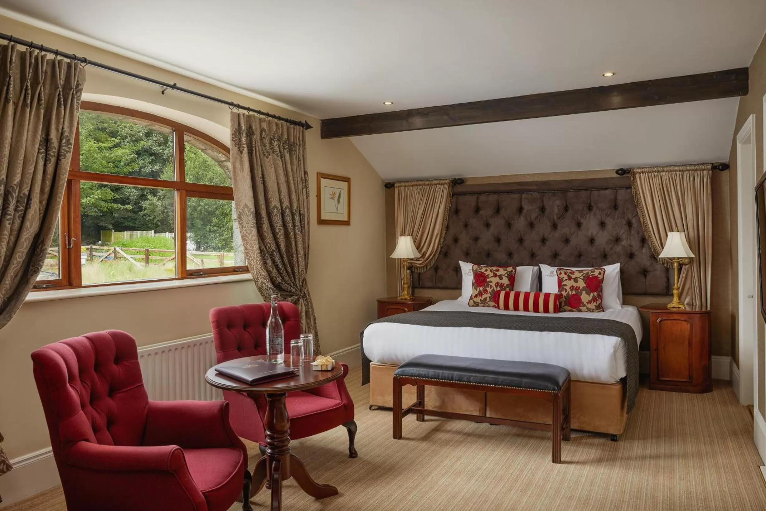 Bedroom, Bed in Cabra Castle Hotel