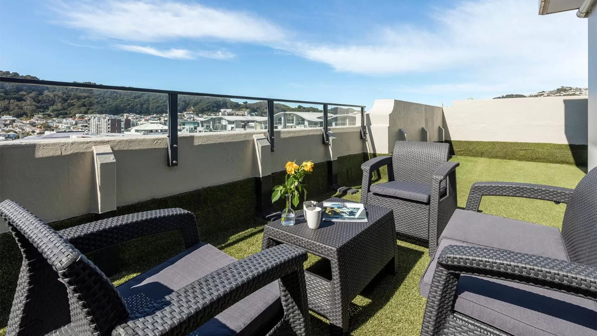 Balcony/Terrace in Oaks Wellington Hotel