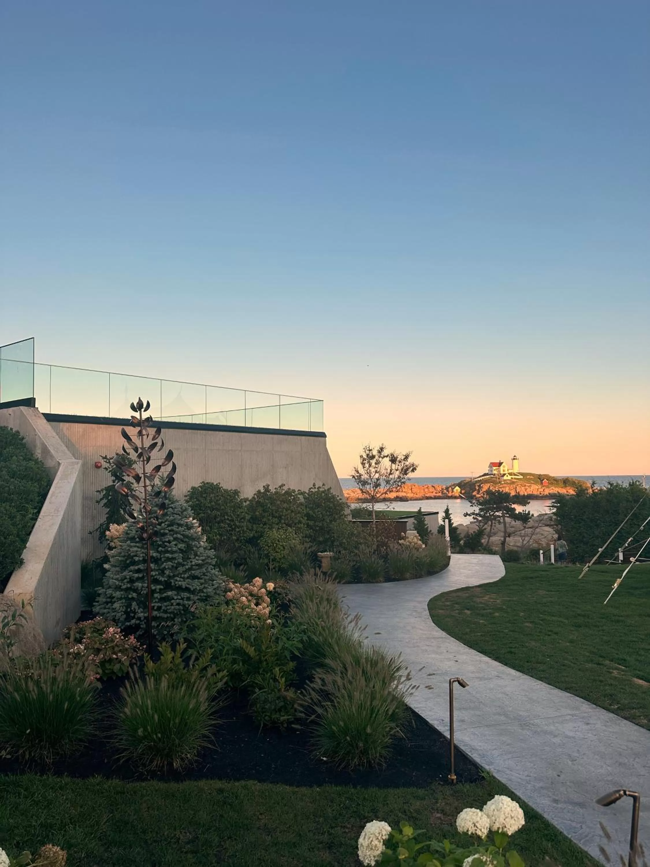 Property Building in ViewPoint Hotel