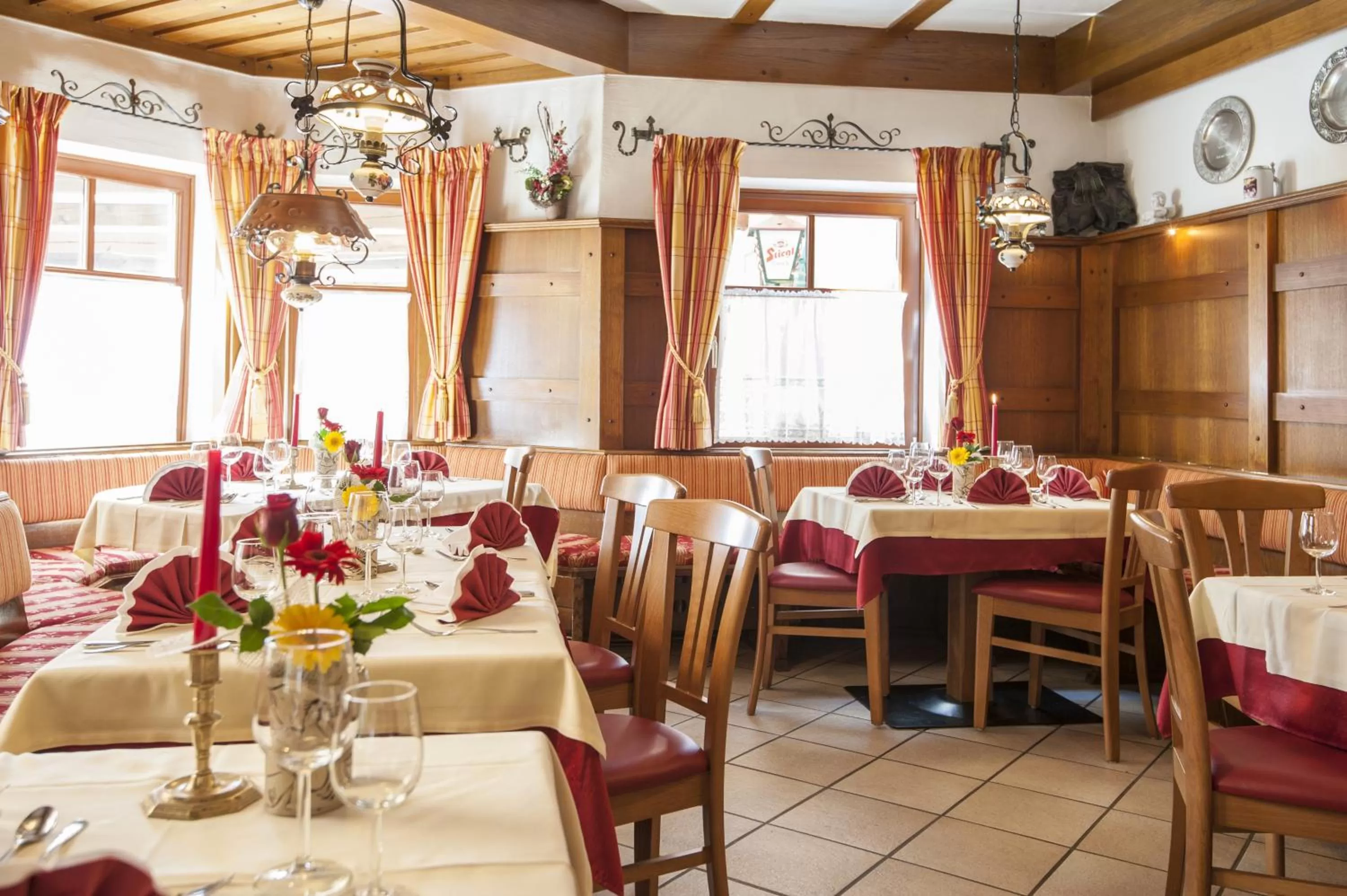 Restaurant/places to eat in Hotel-Restaurant Burgblick