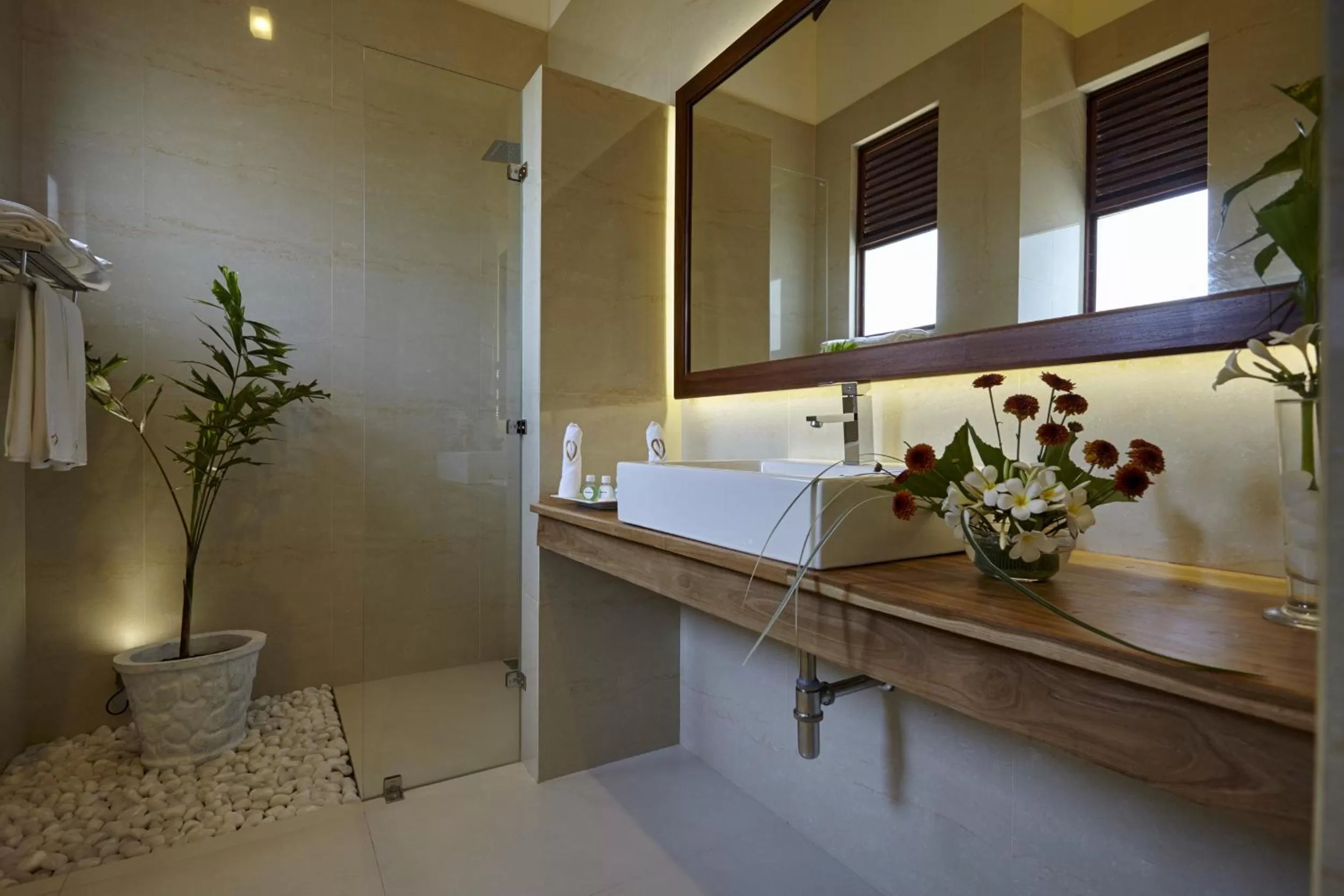 Bathroom in Amaranthe Bay Resort & Spa
