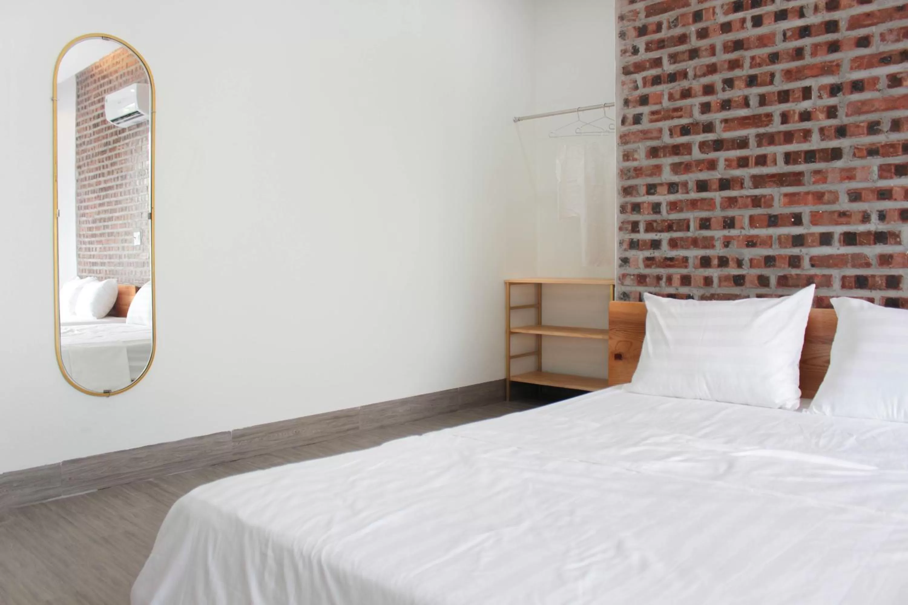 Bed in ᴛᴀᴍ ᴄᴏᴄ ᴄᴏᴄᴏᴏɴ ʜᴏᴍᴇsᴛᴀʏ