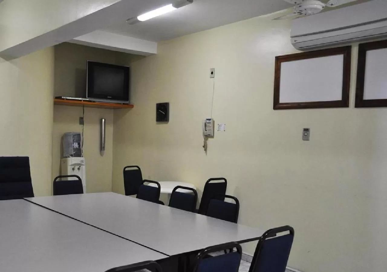 Meeting/conference room in Hotel Cataguases