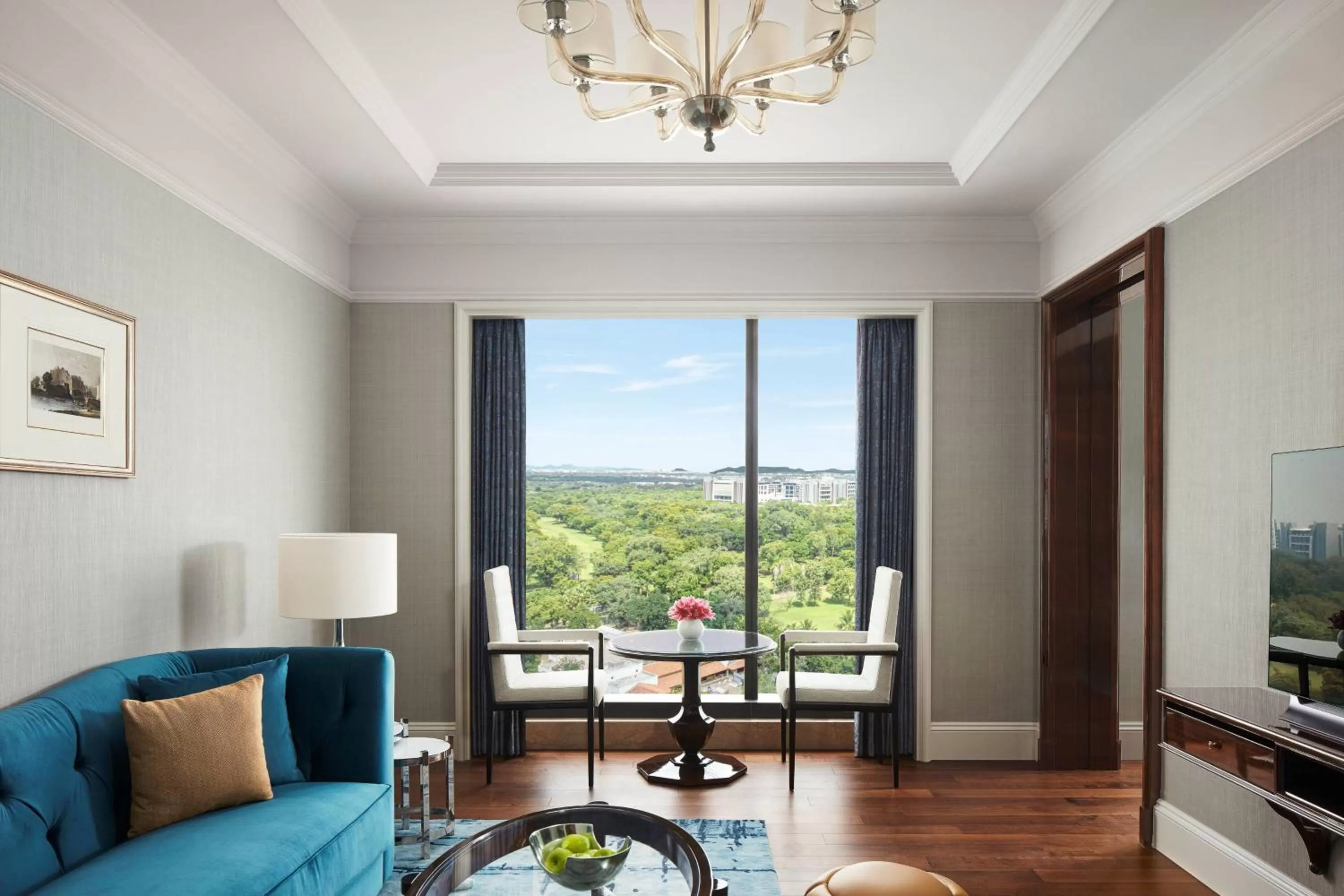 Living room in The Ritz-Carlton, Pune