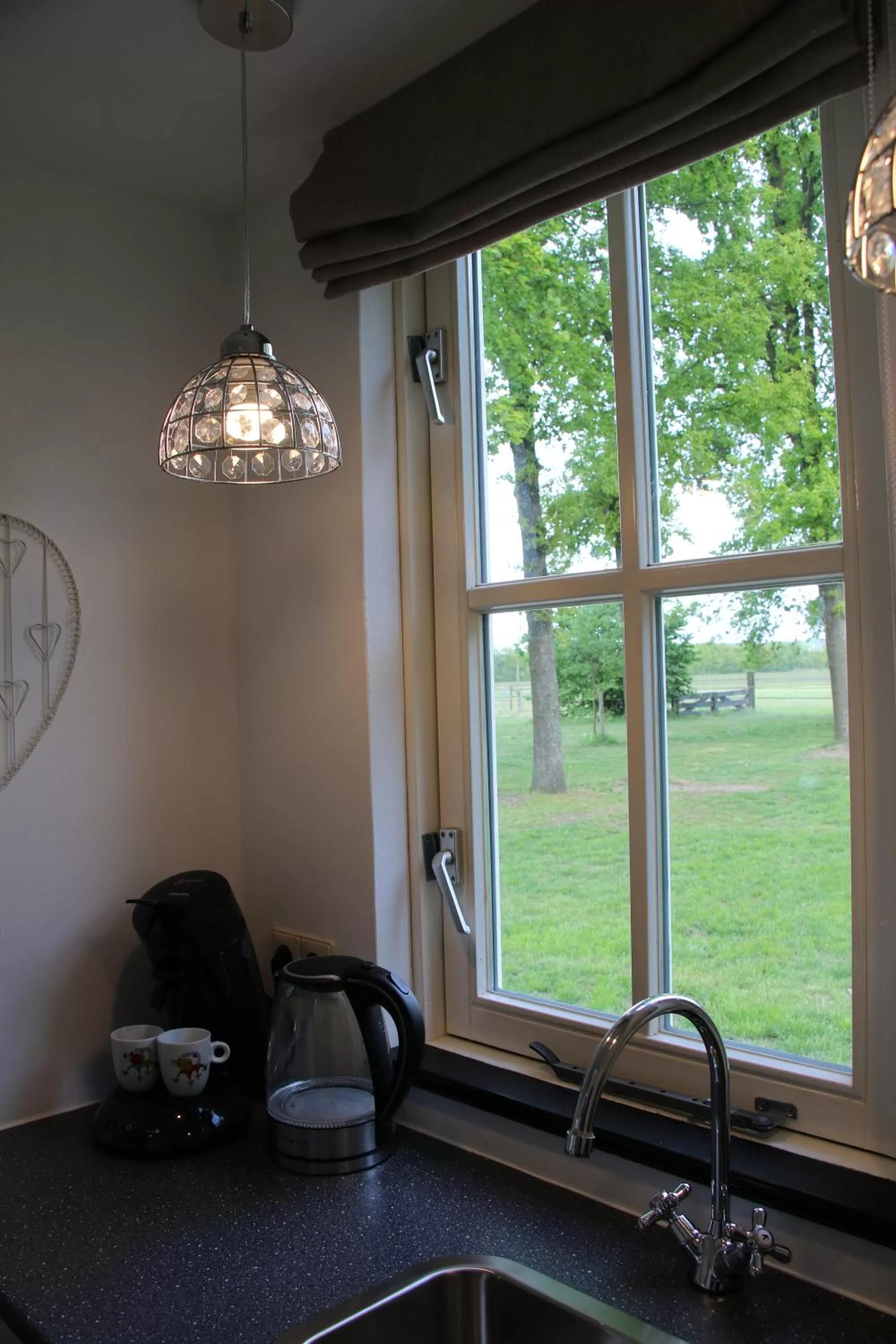 Coffee/tea facilities in B&B Het mooie uitzicht