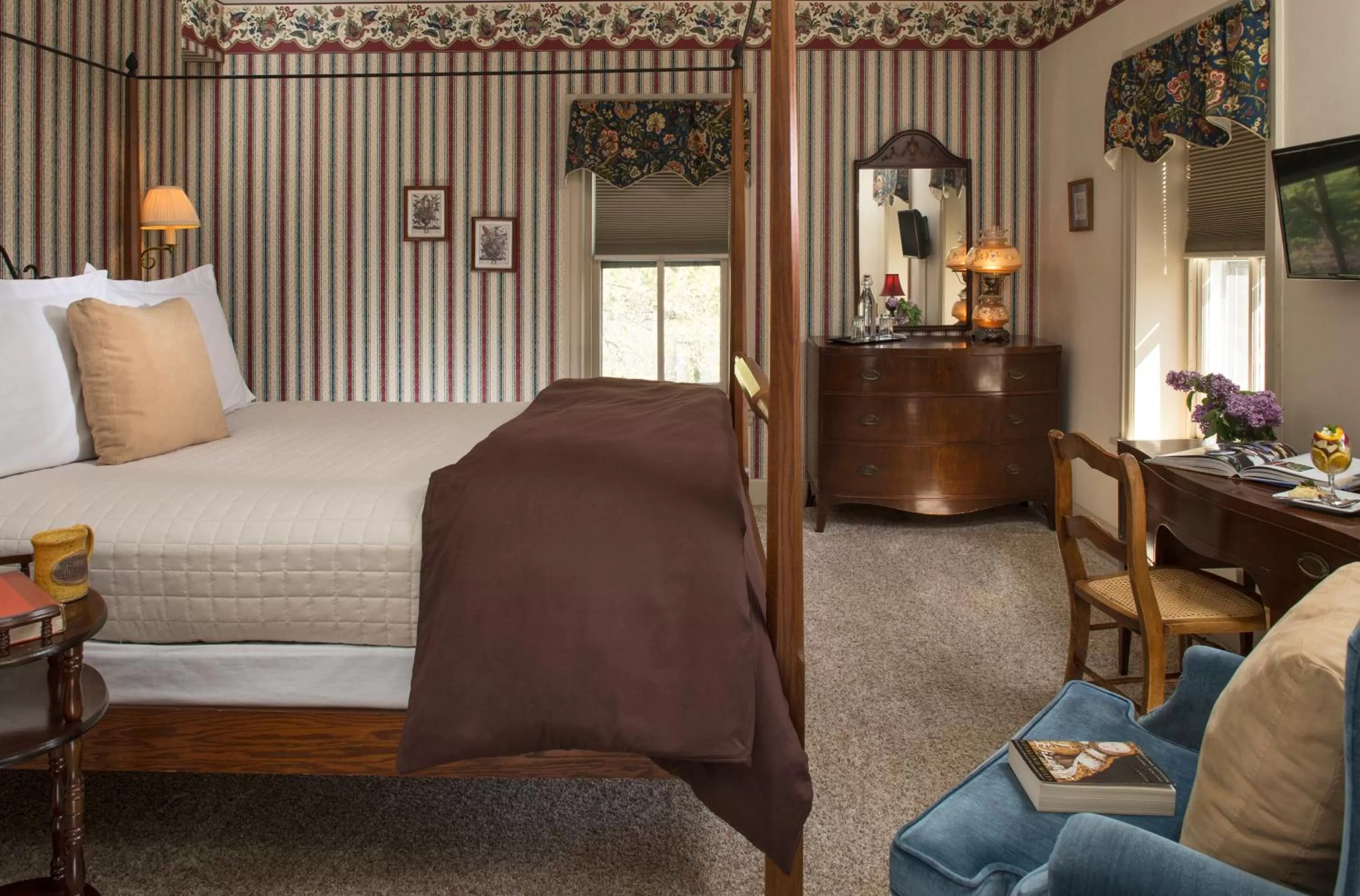 Bedroom, Bed in Pheasant Field Bed and Breakfast