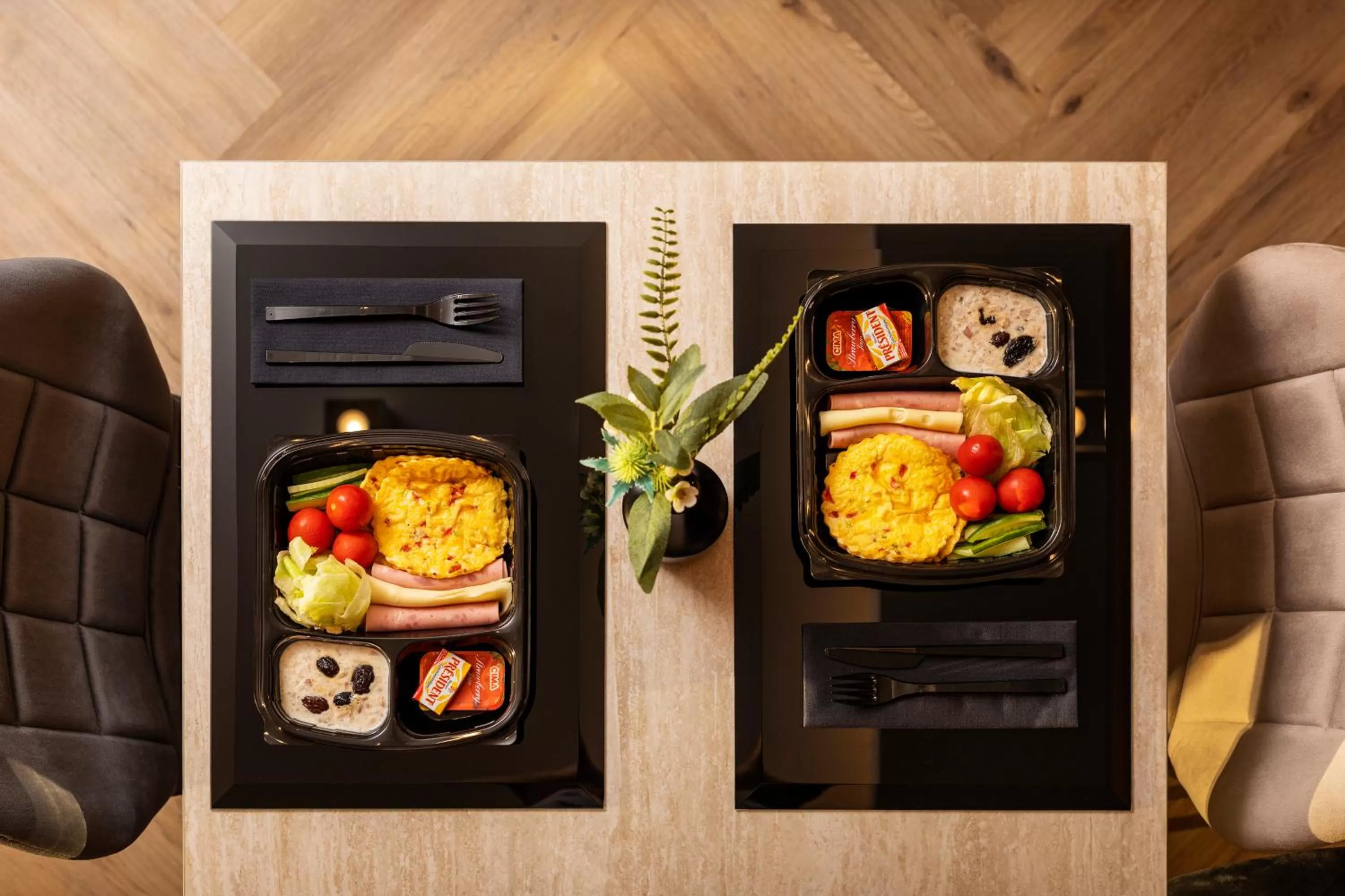 Breakfast in -- ESTE PARK HOTEL -- part of Urban Chic Luxury Design Hotels - Parking & Compliments - next to Shopping & Dining Mall Plovdiv