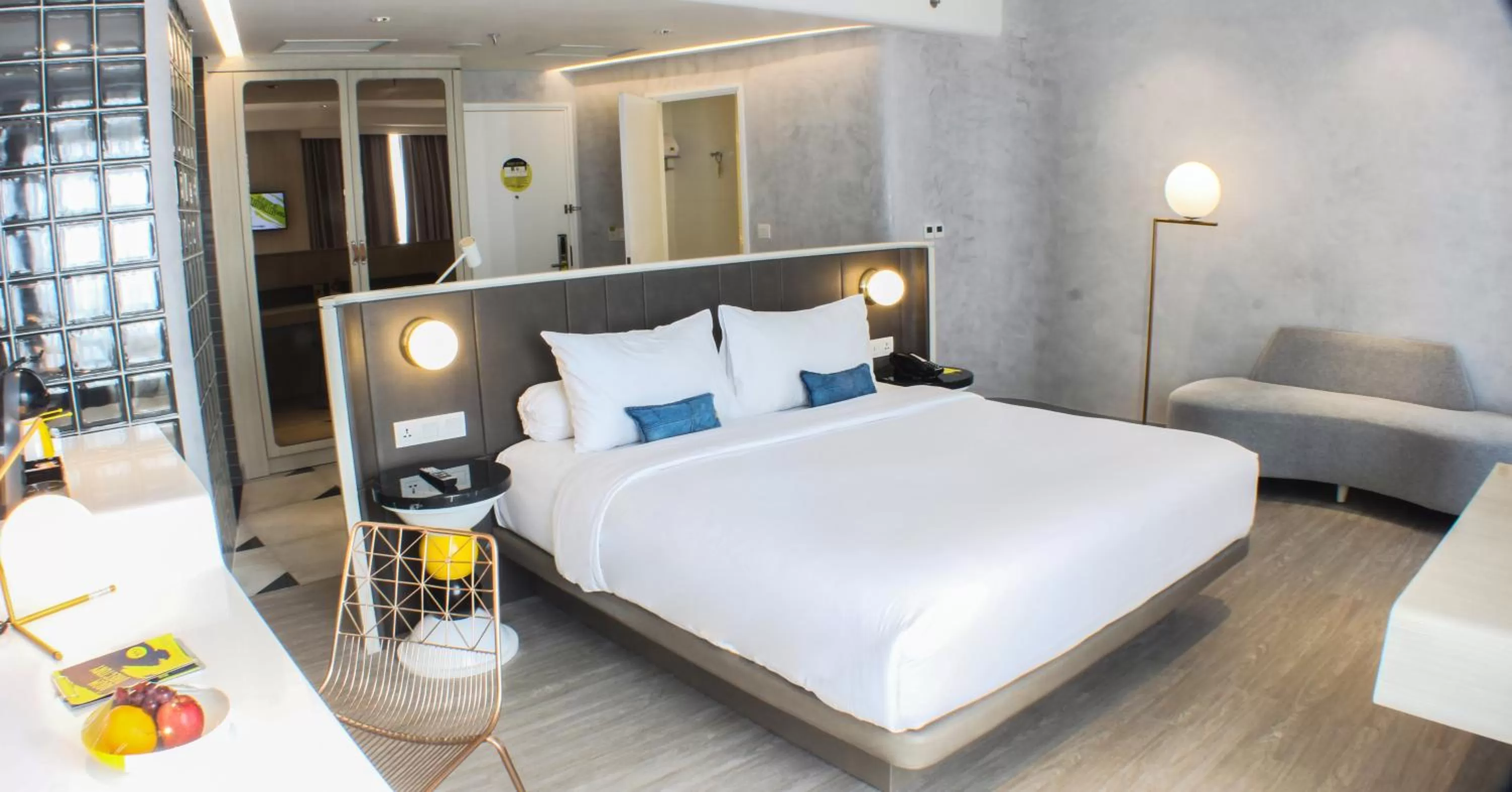 Suite in YELLO Hotel Harmoni