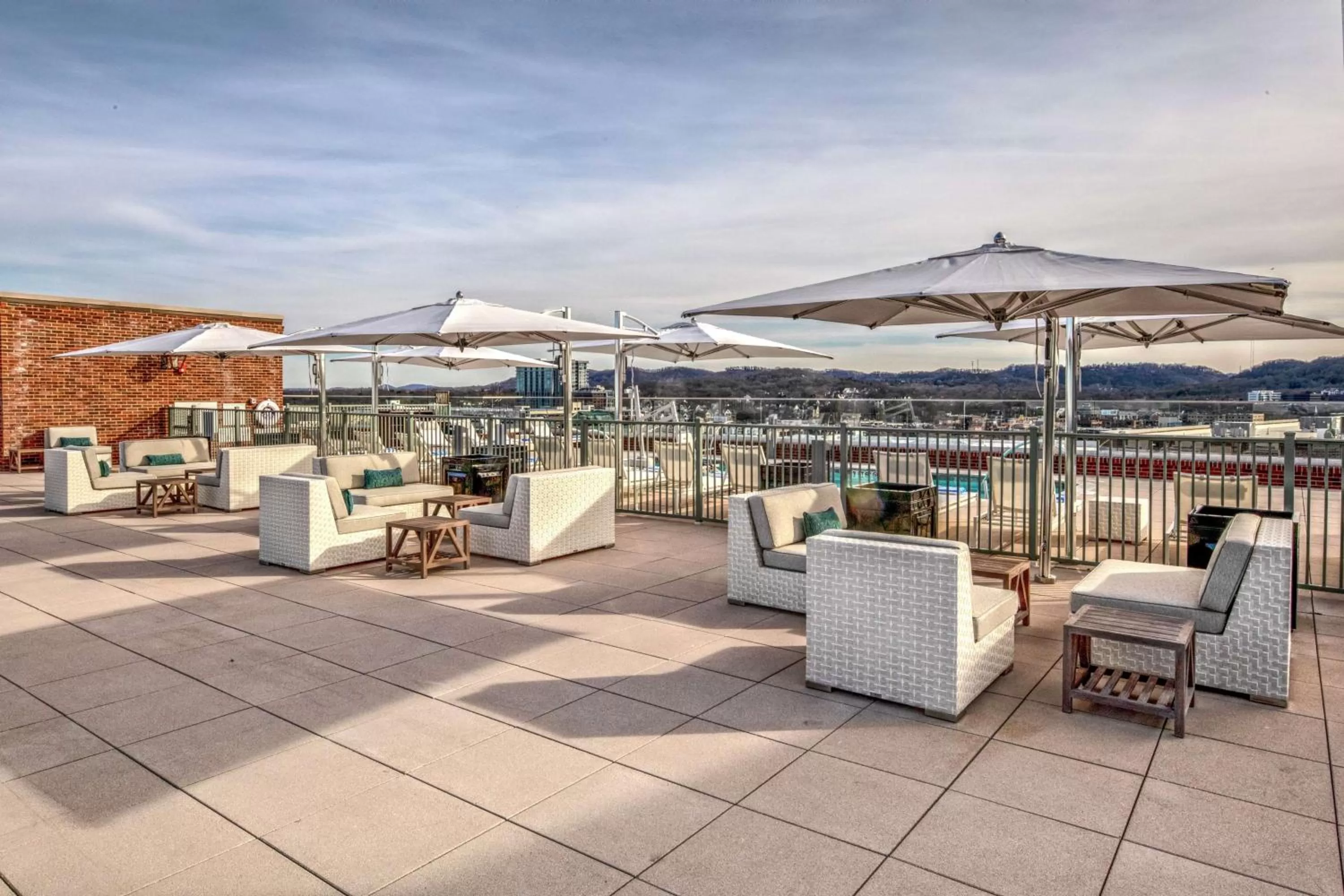 Property building in Hilton Nashville Green Hills