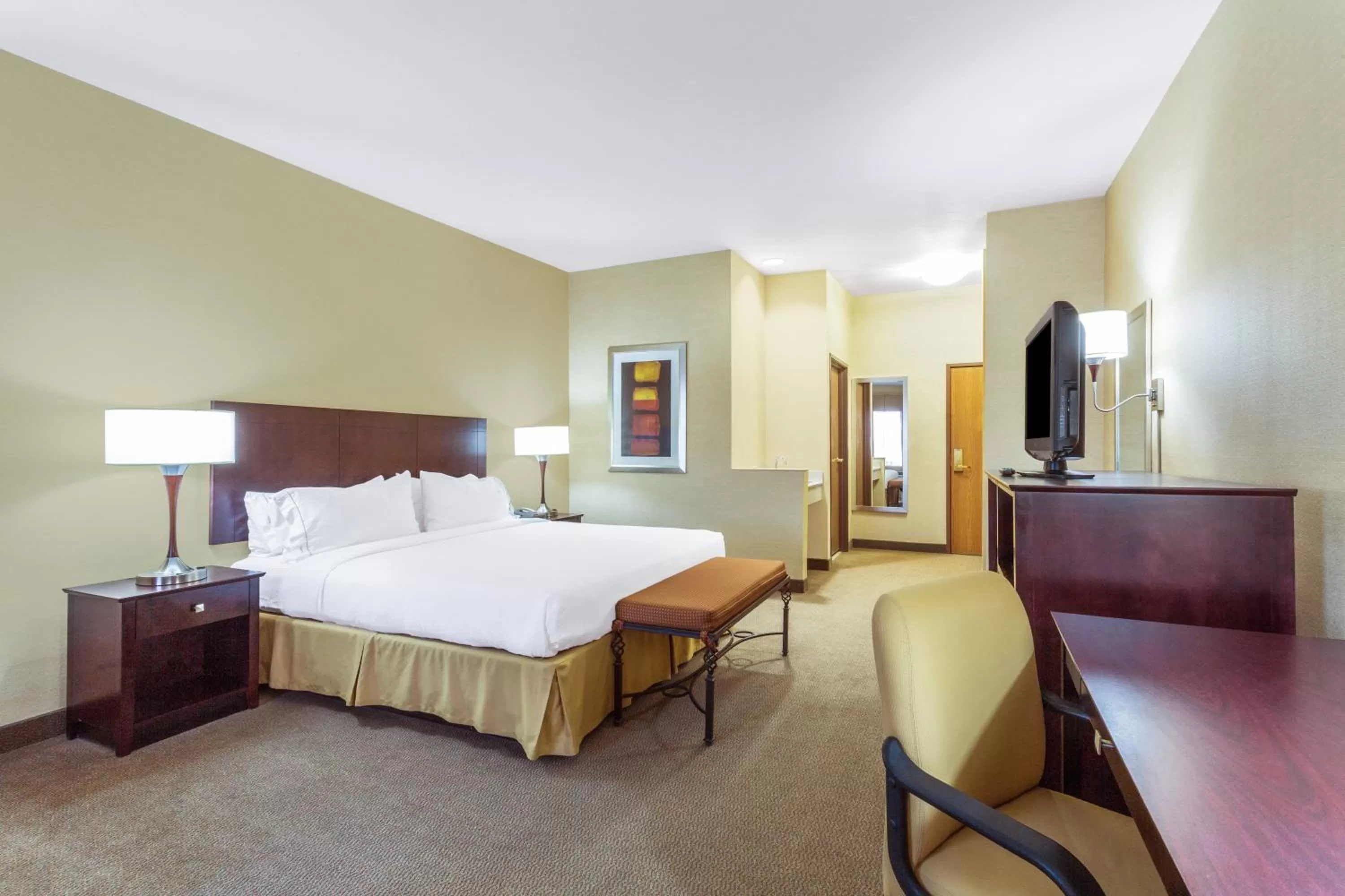 Photo of the whole room, Bed in Holiday Inn Express Hotel & Suites Nogales by IHG