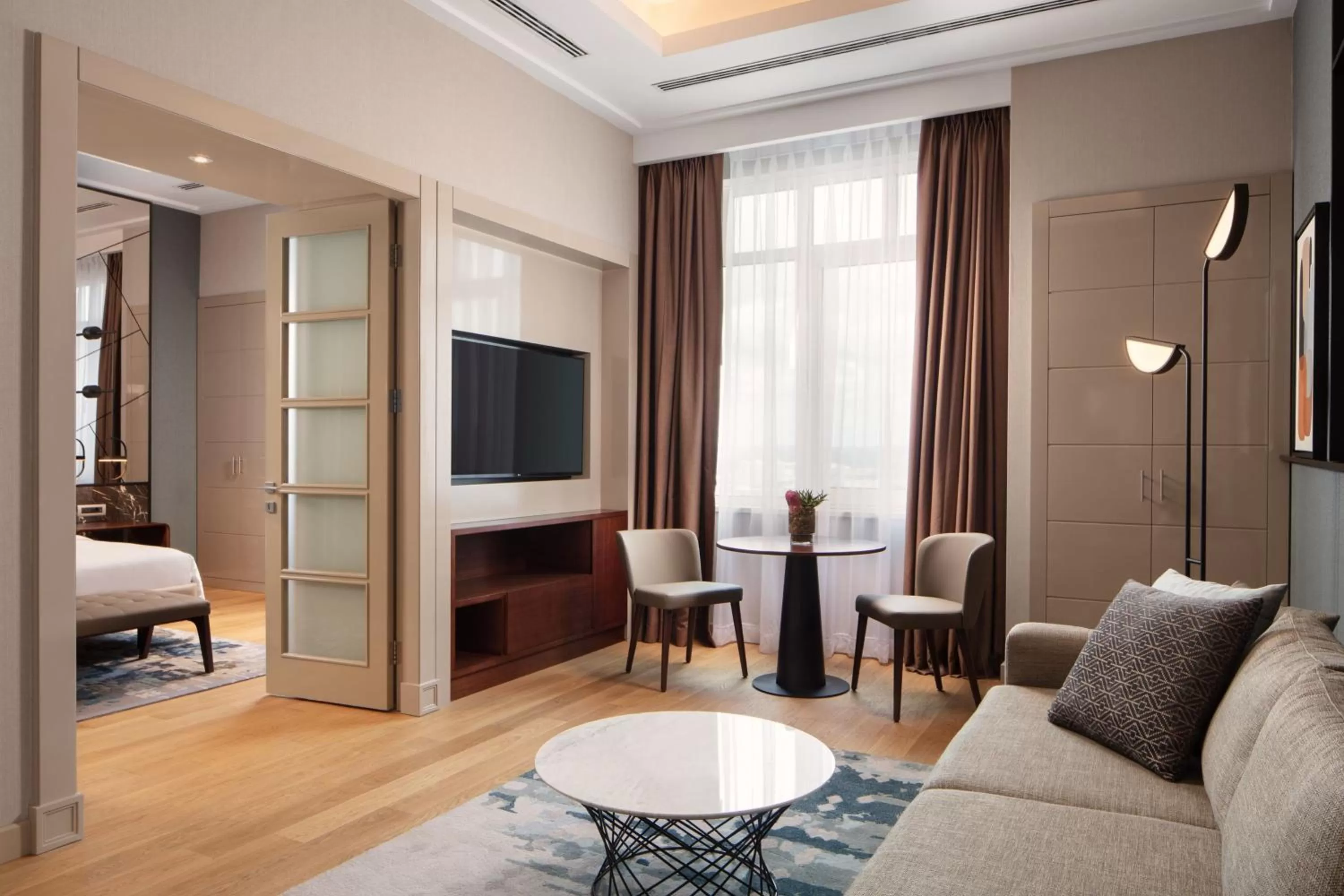 Living room, Bed in Sheraton Istanbul Levent