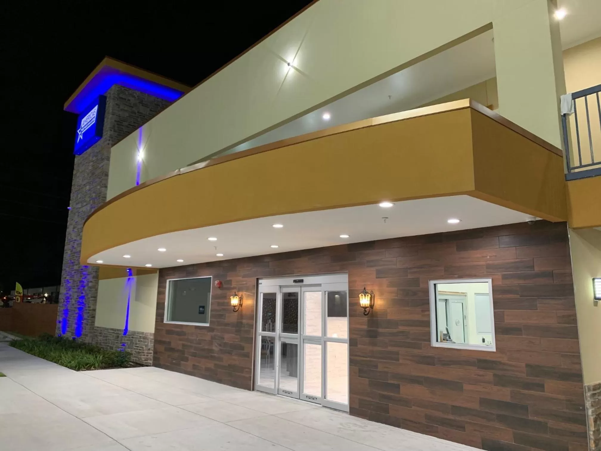 Americas Best Value Inn & Suites Houston at Hwy 6