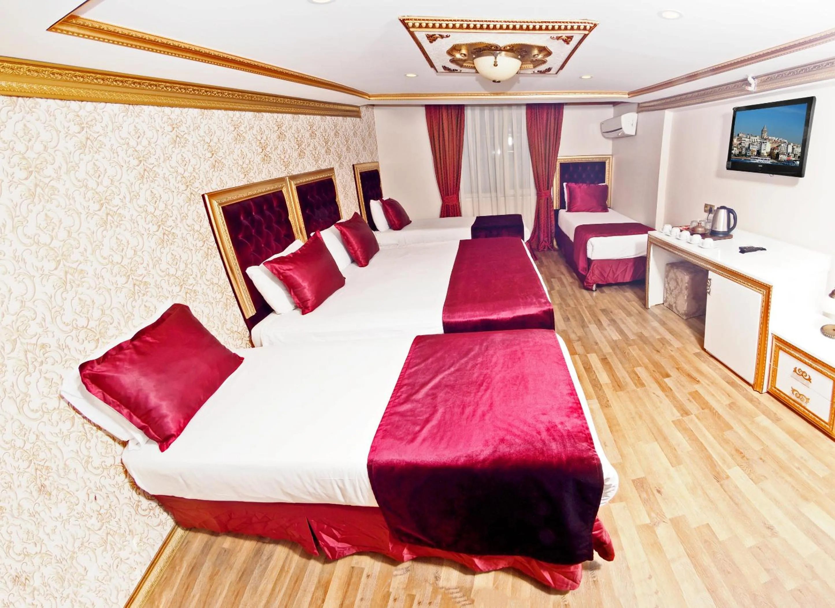 Bed in Marmara Deluxe Hotel