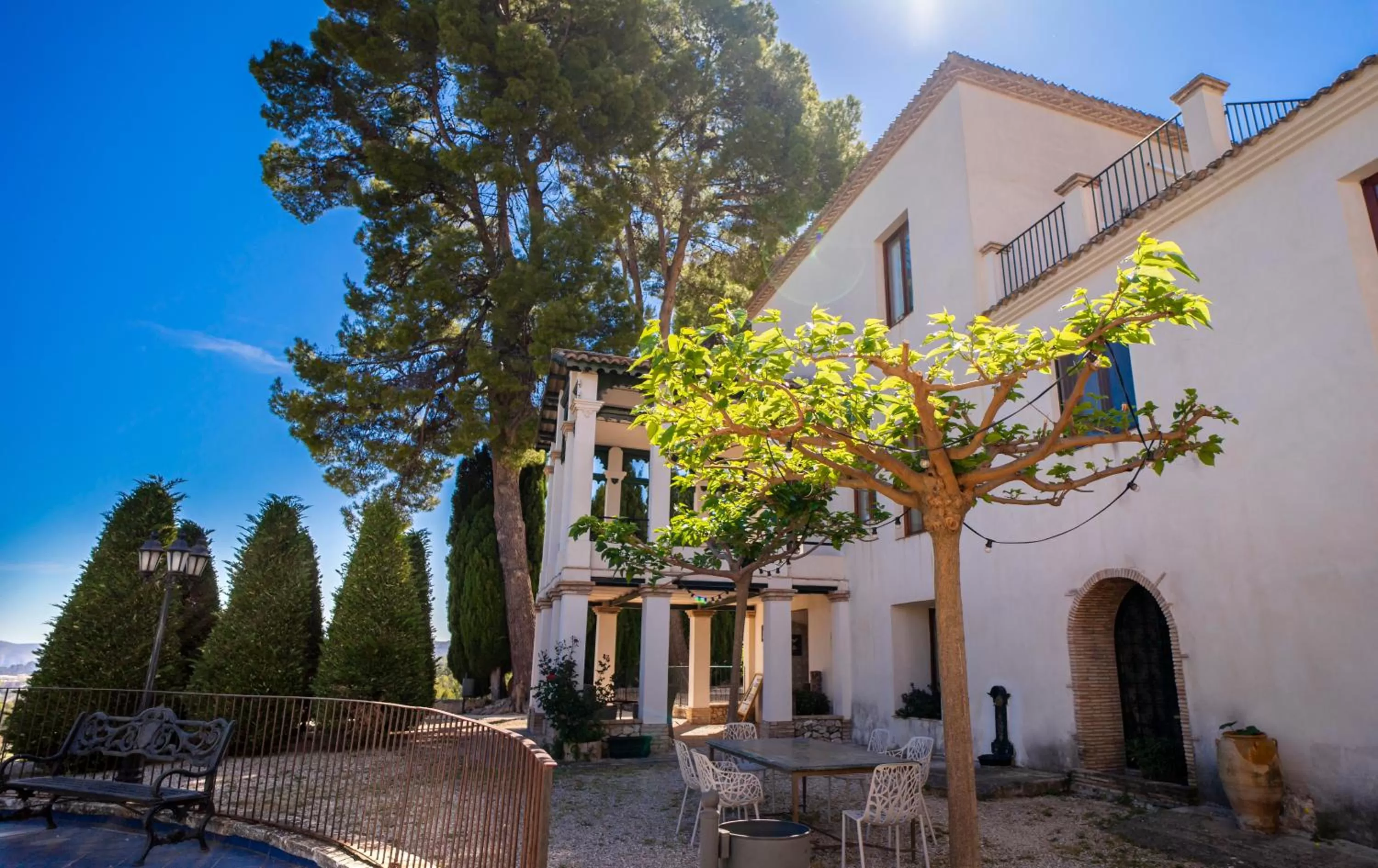 Eco Hotel con encanto Masía la Mota B&B