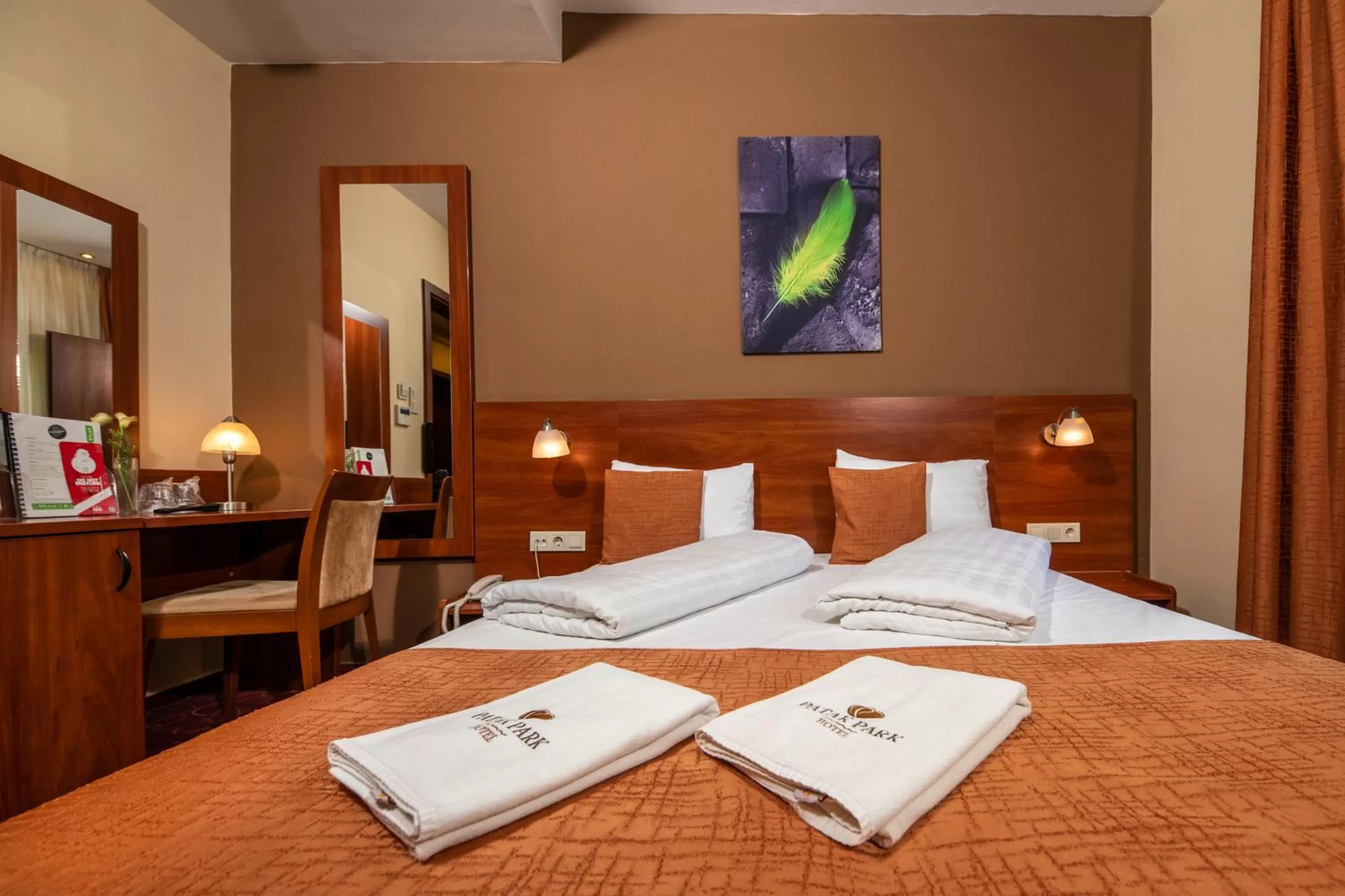 Photo of the whole room, Bed in Patak Park Hotel Visegrád