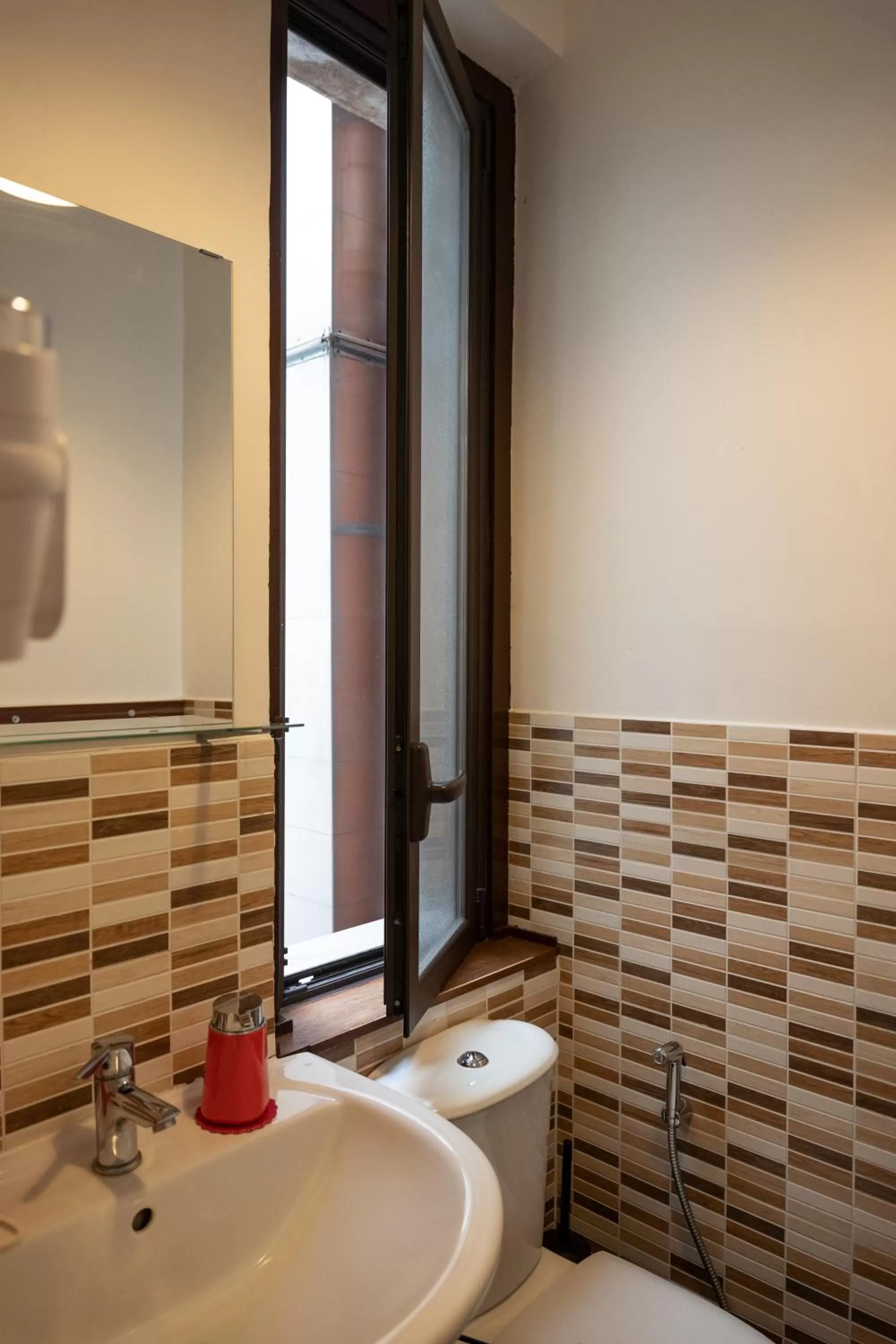 Bathroom in Liodoro Catania B&B