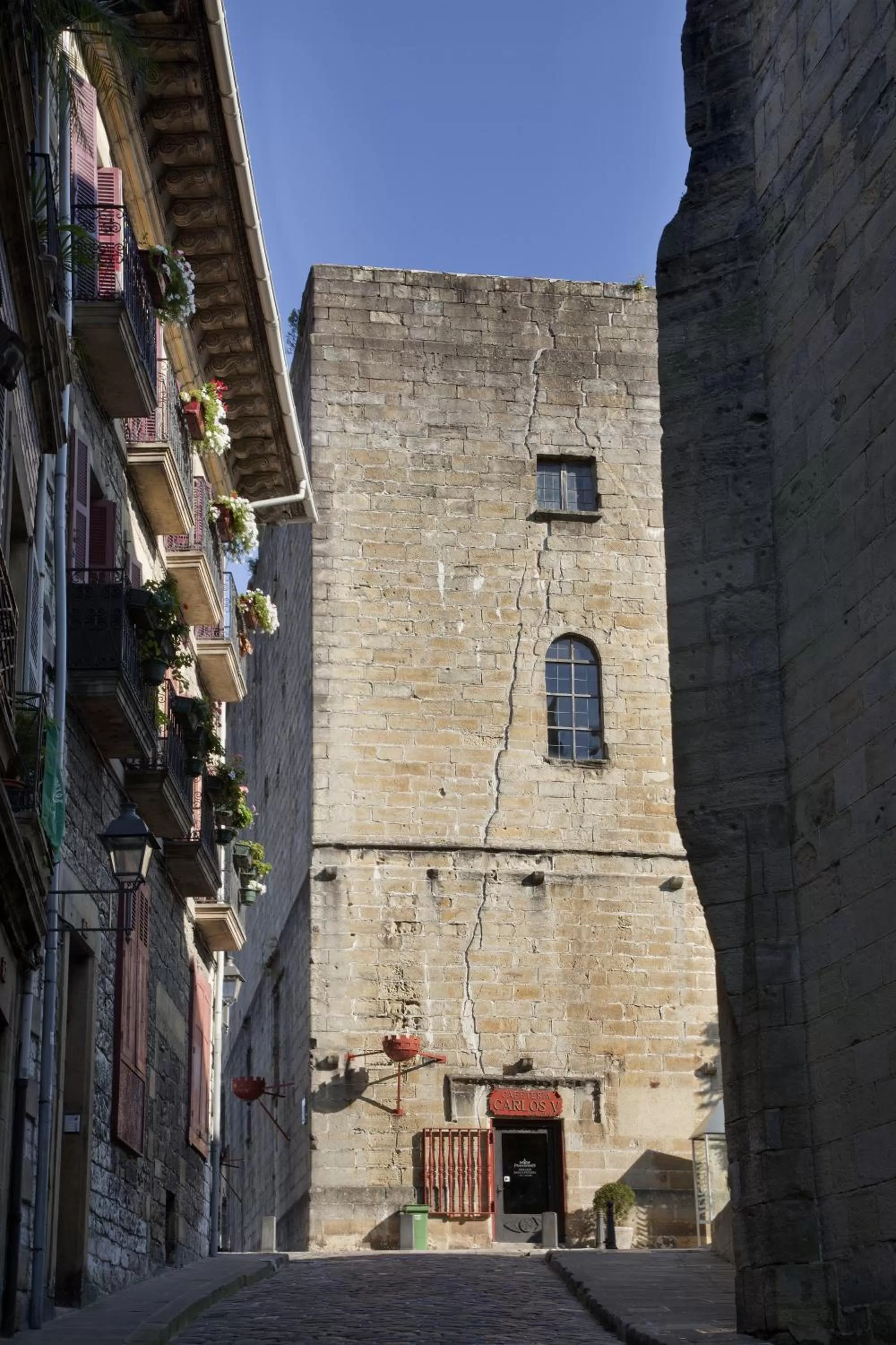 Facade/entrance in Parador de Hondarribia