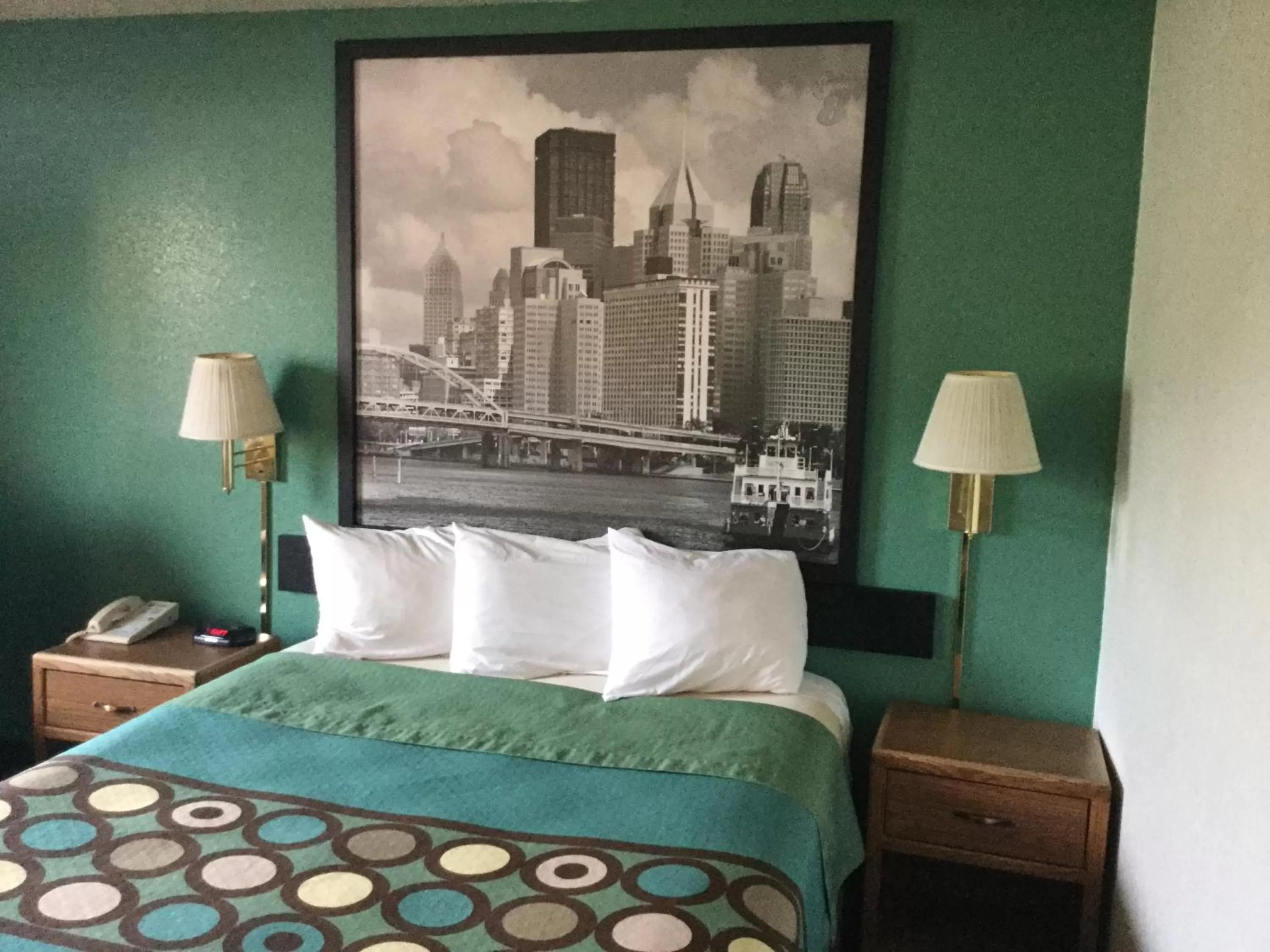 Bed in Super 8 by Wyndham New Stanton