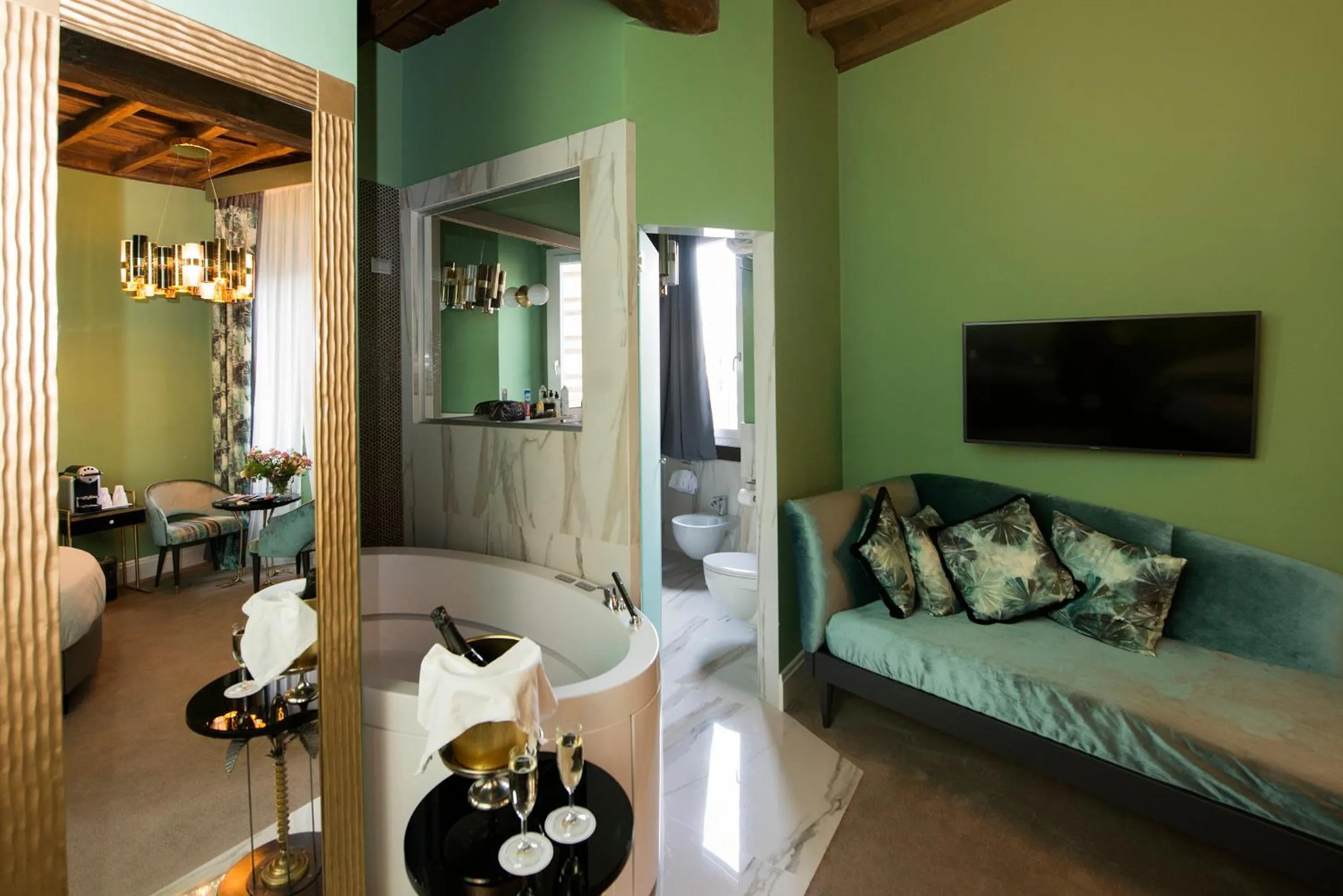 Other, Bed in Torre Argentina Relais - Residenze di Charme