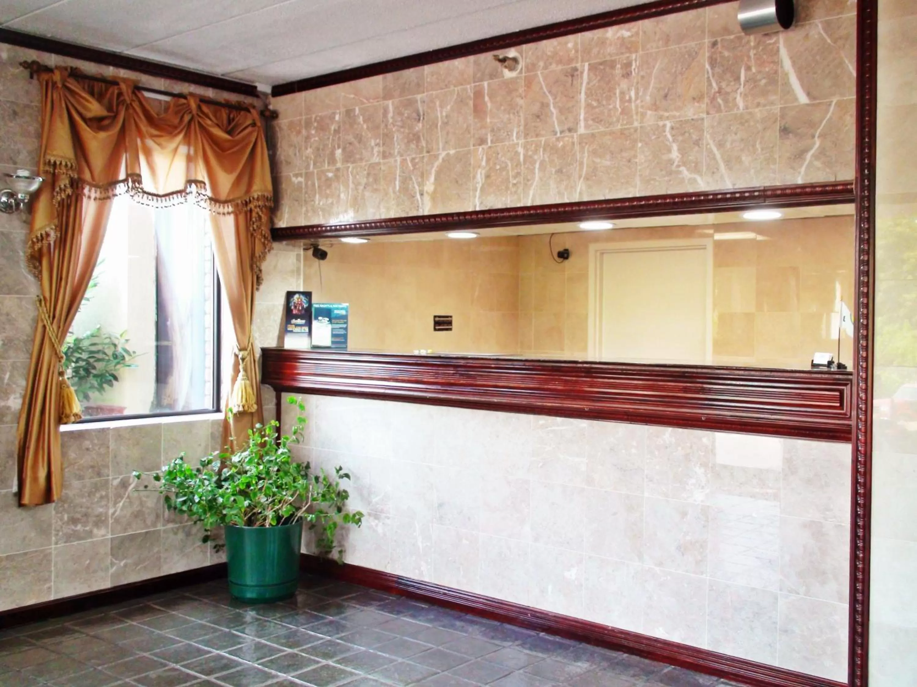 Lobby or reception in Days Inn by Wyndham Hagerstown I-70