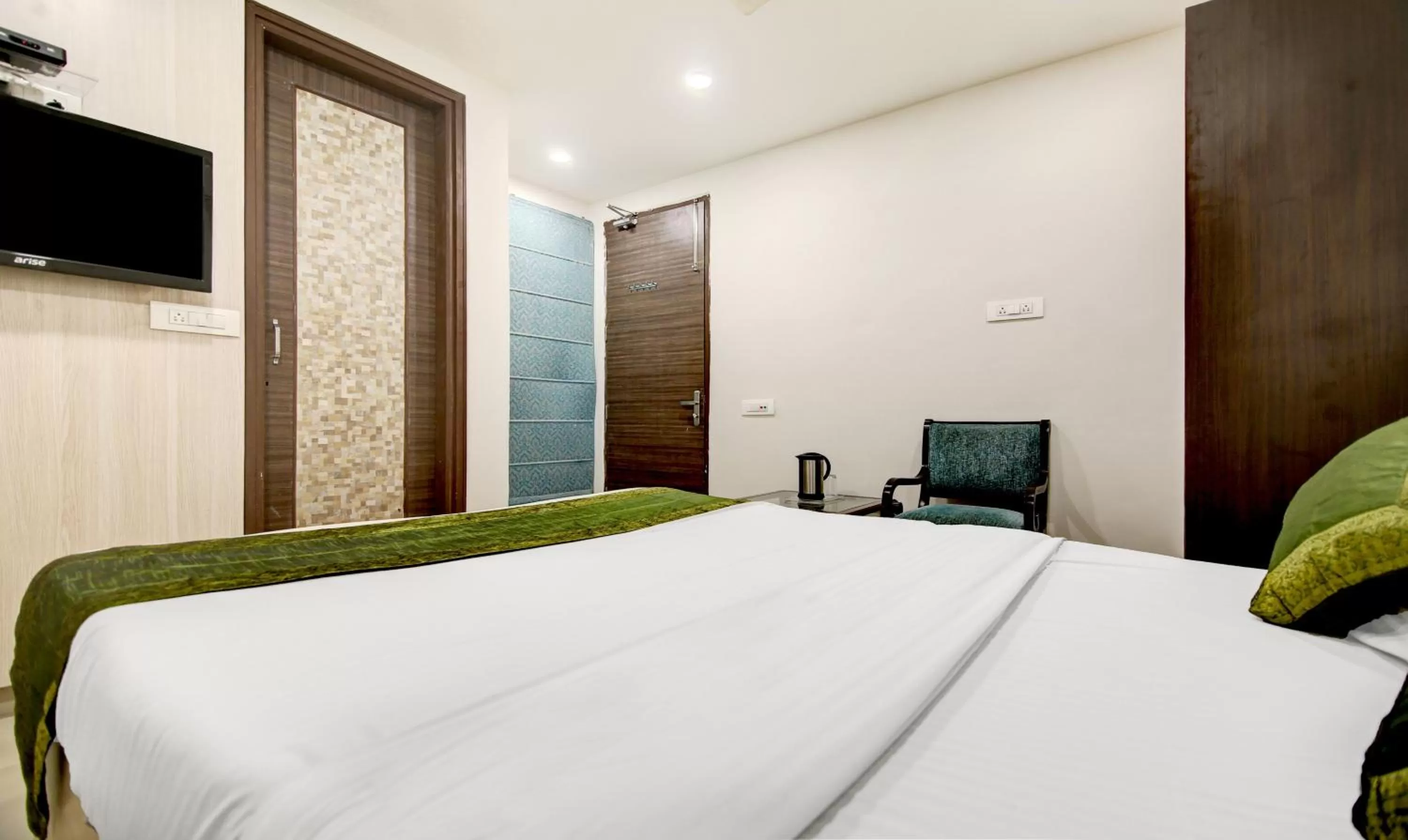 Bed in Itsy By Treebo - Solitaire