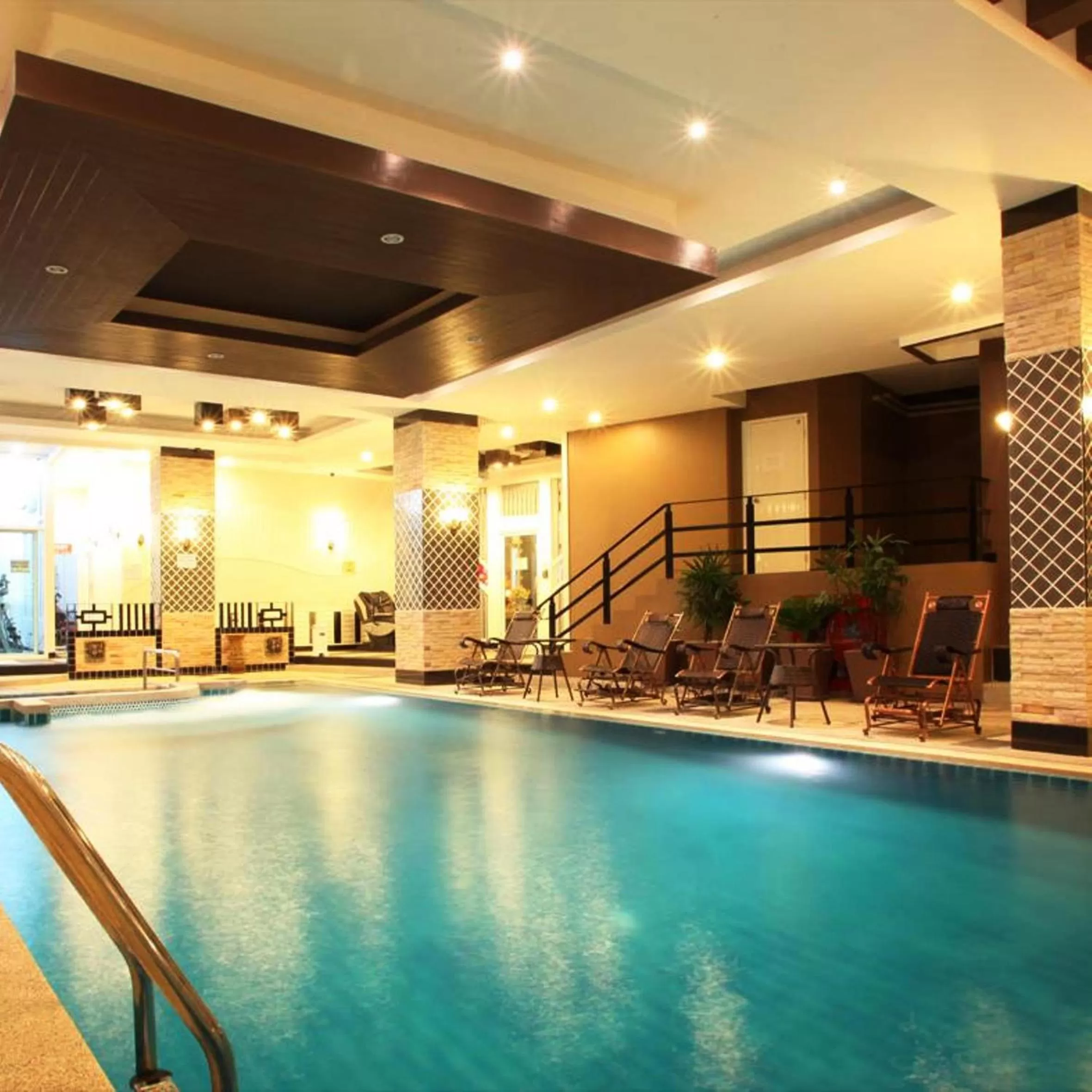 Swimming pool in KTK Pattaya Hotel & Residence