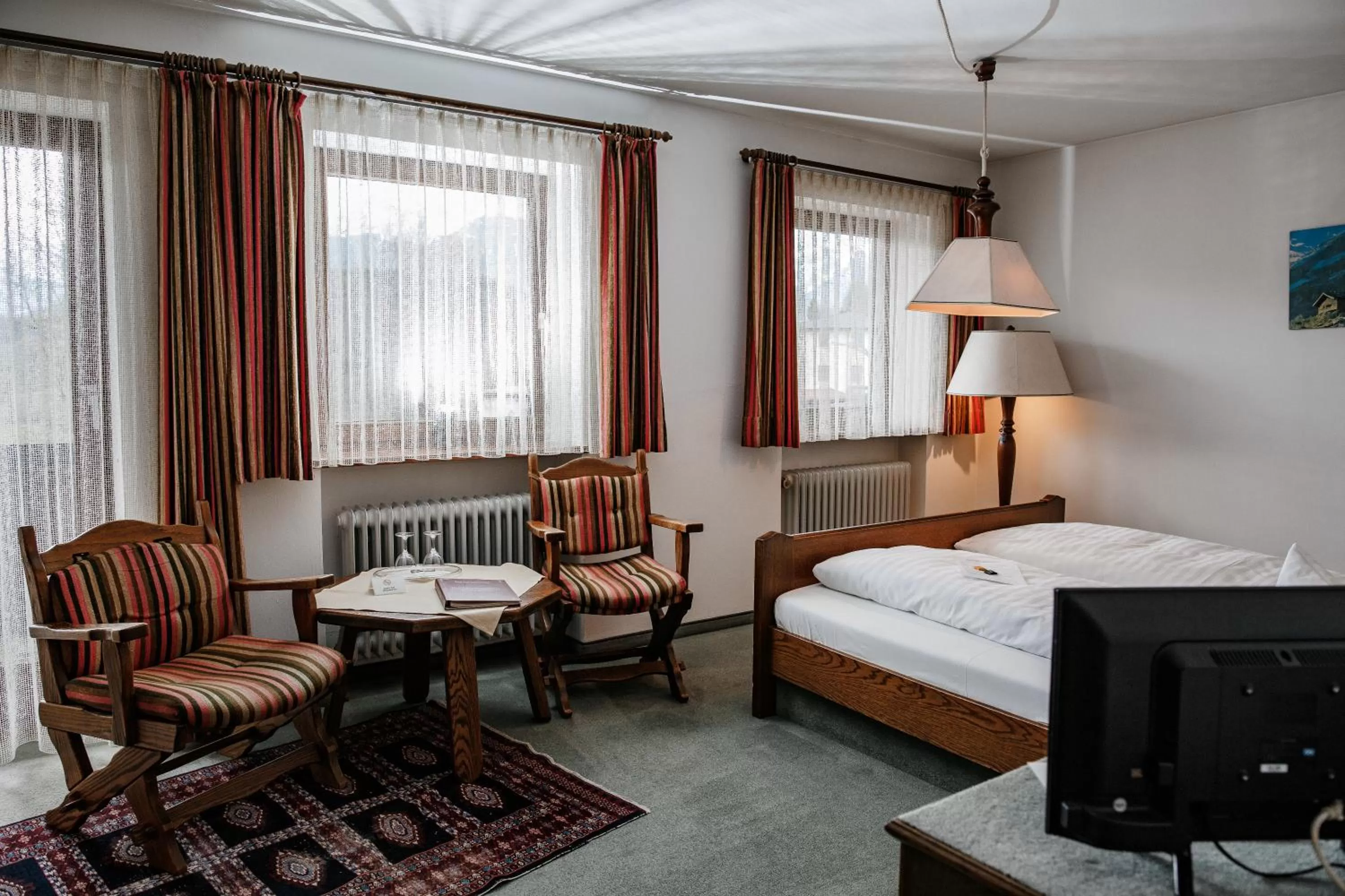 Bed in Hotel Vier Jahreszeiten