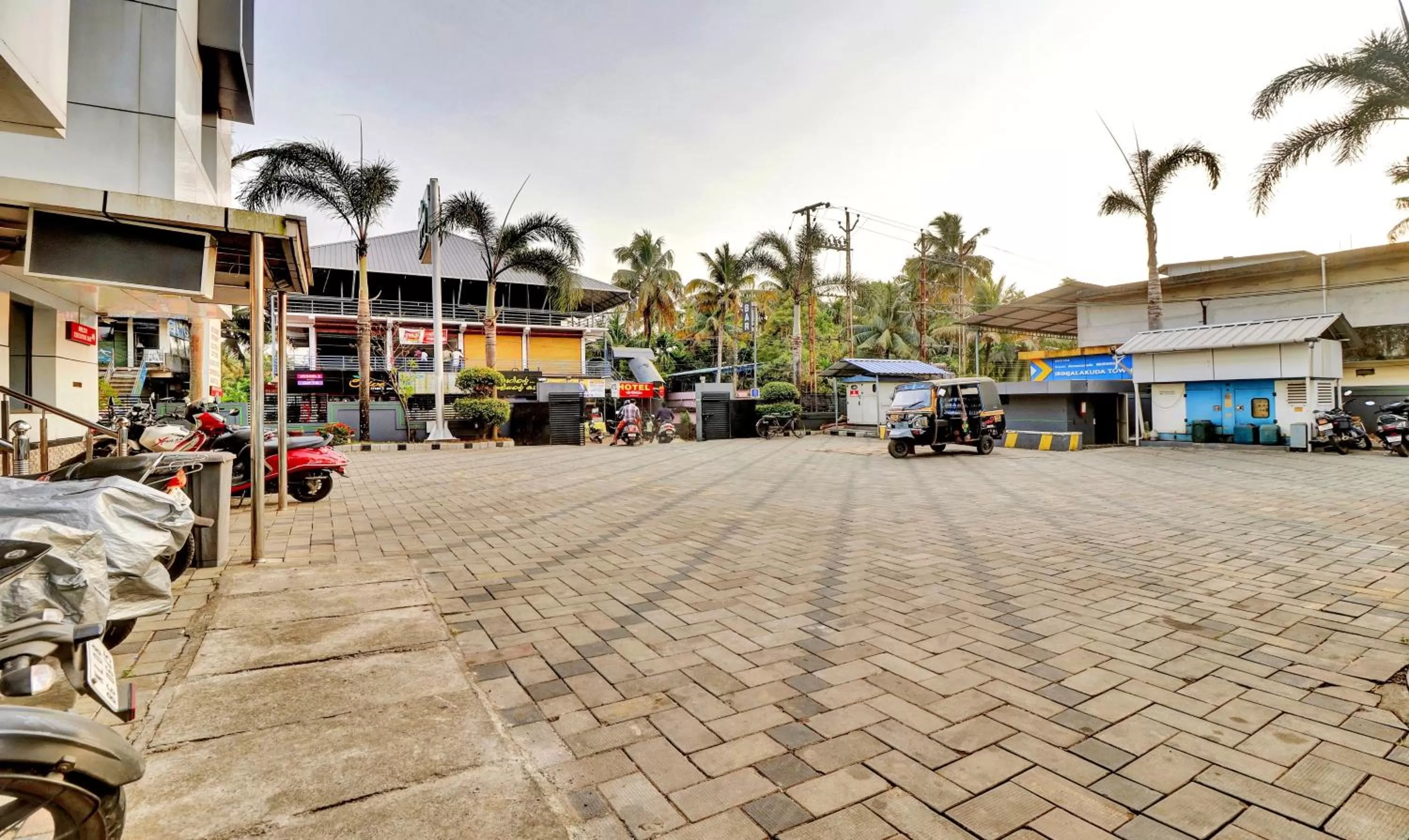 Parking in Treebo Symphony Hotels And Resorts Angamally