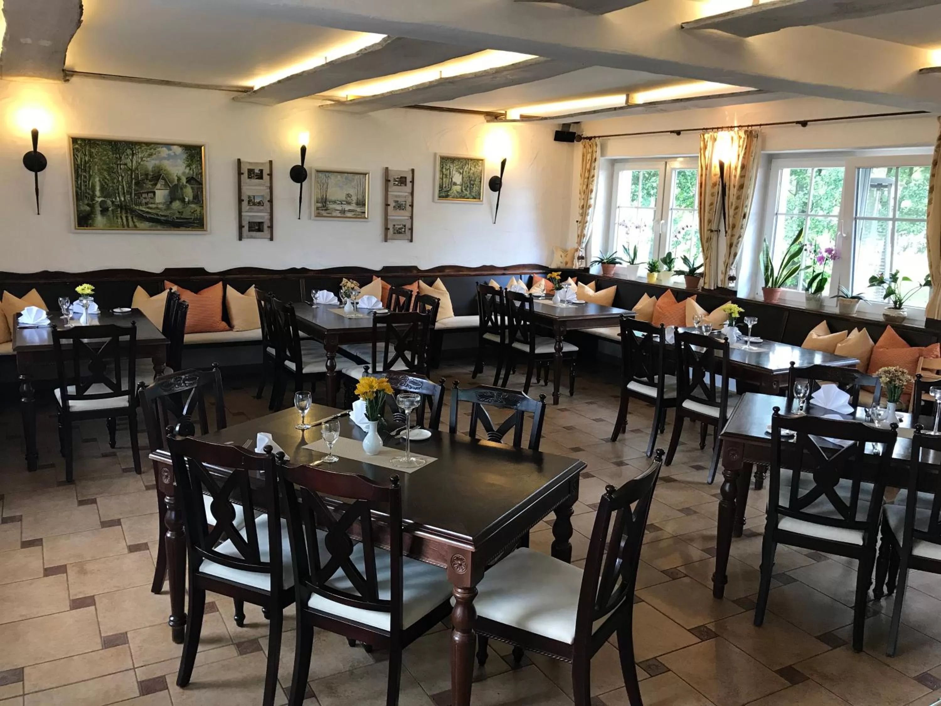 Restaurant/places to eat in Zum Schlangenkönig