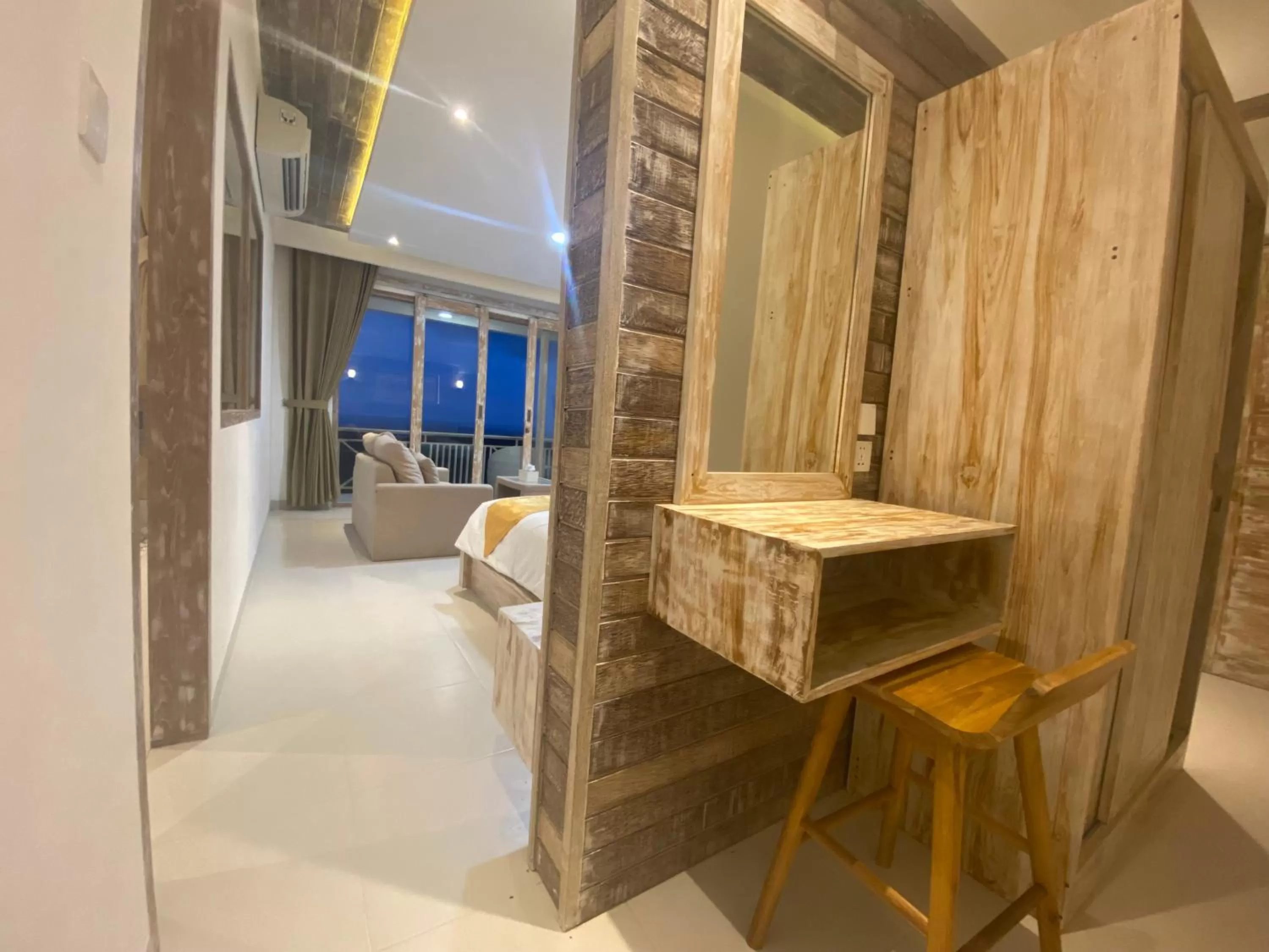 Photo of the whole room, Bed in The Kama