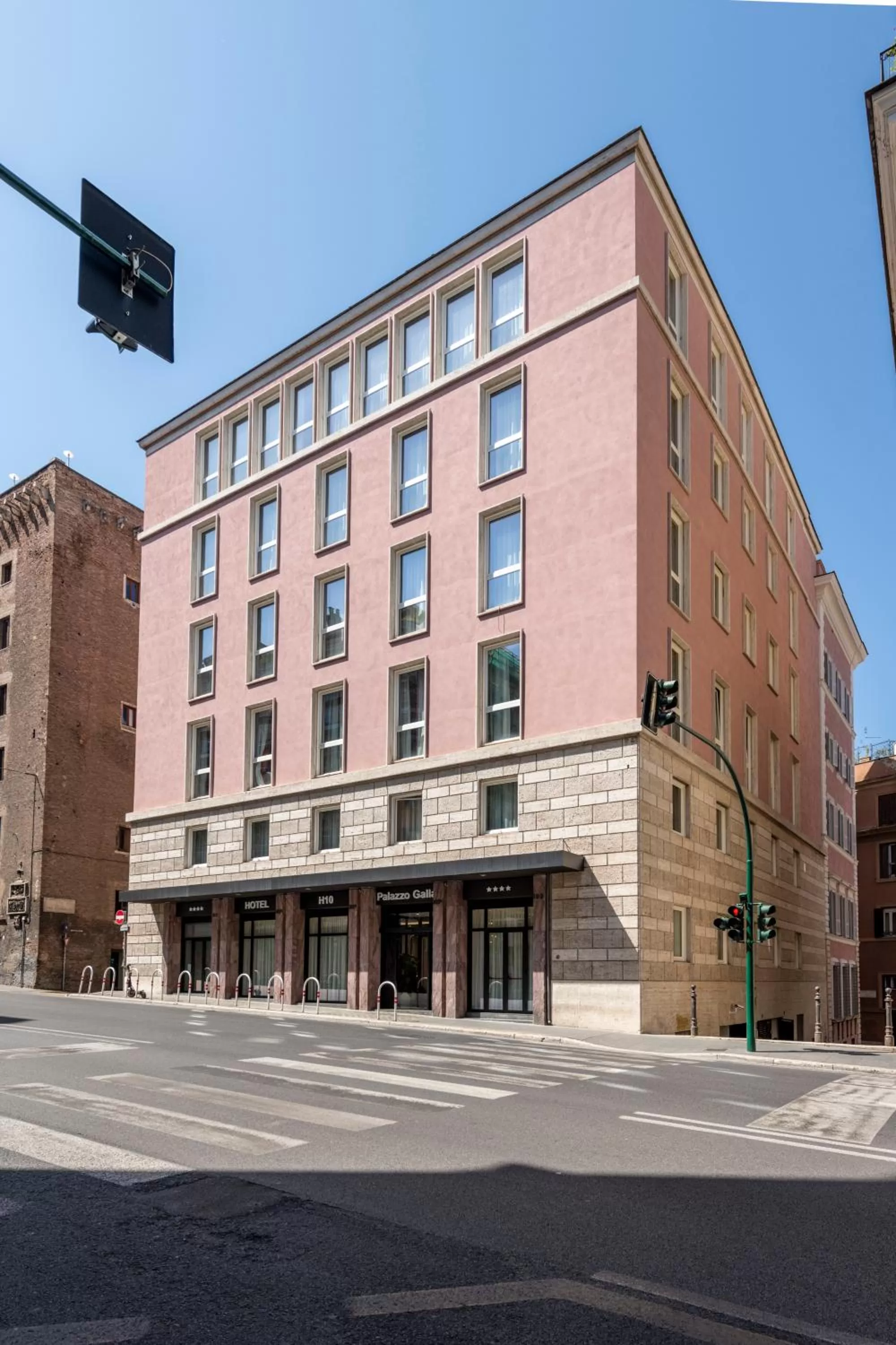 Property building in H10 Palazzo Galla