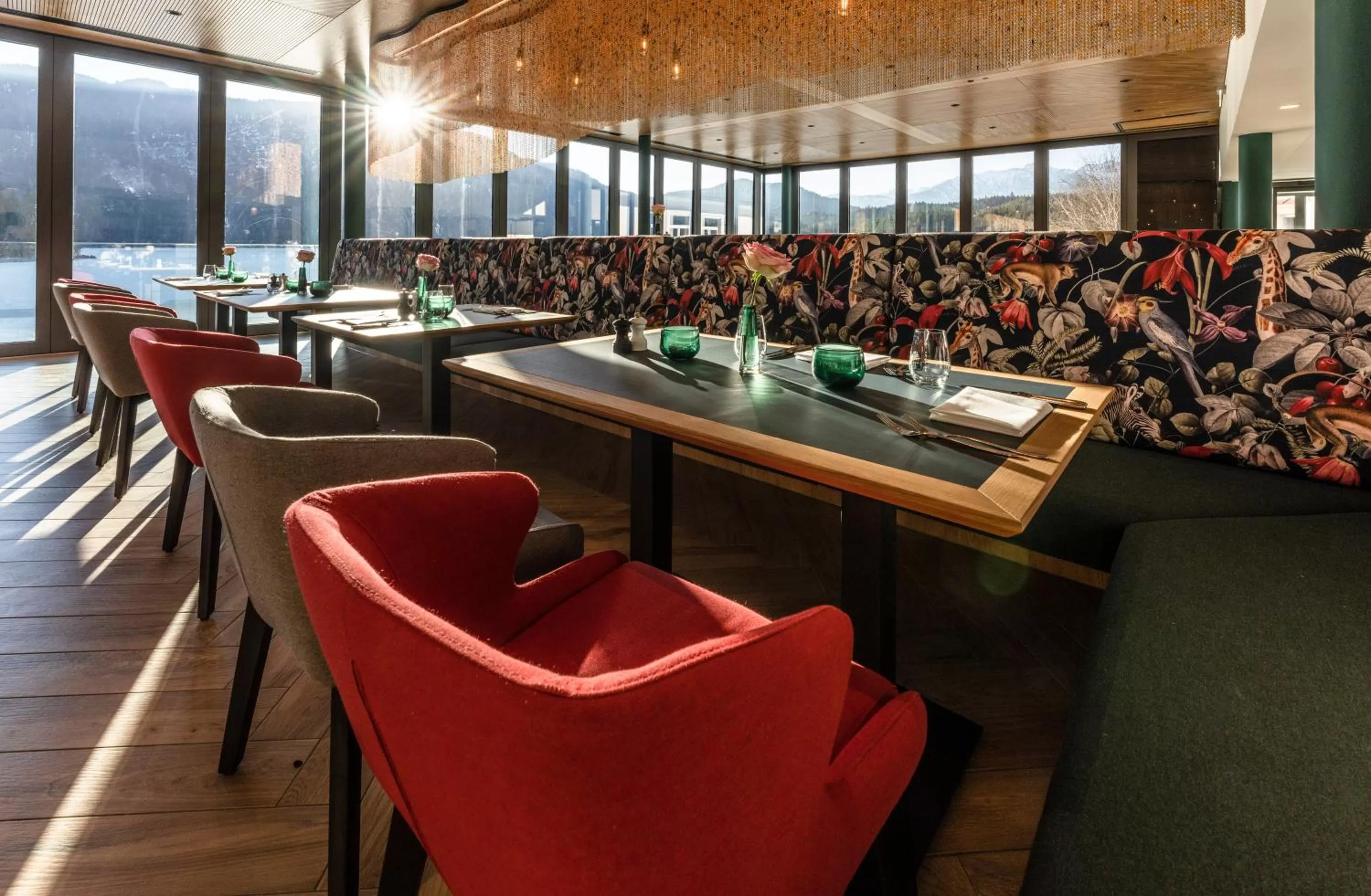 Restaurant/places to eat in Eibsee Hotel