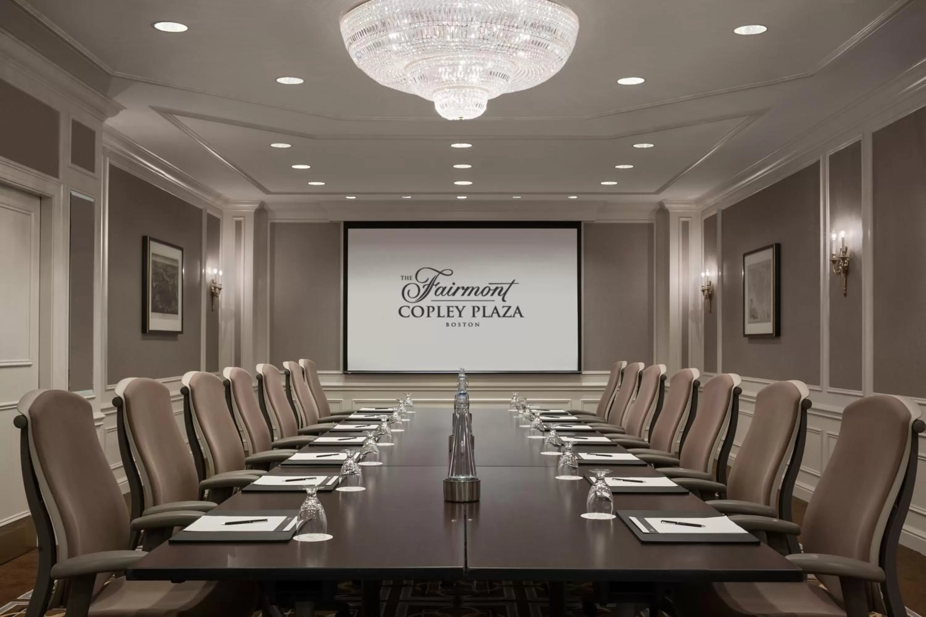 Business facilities in Fairmont Copley Plaza