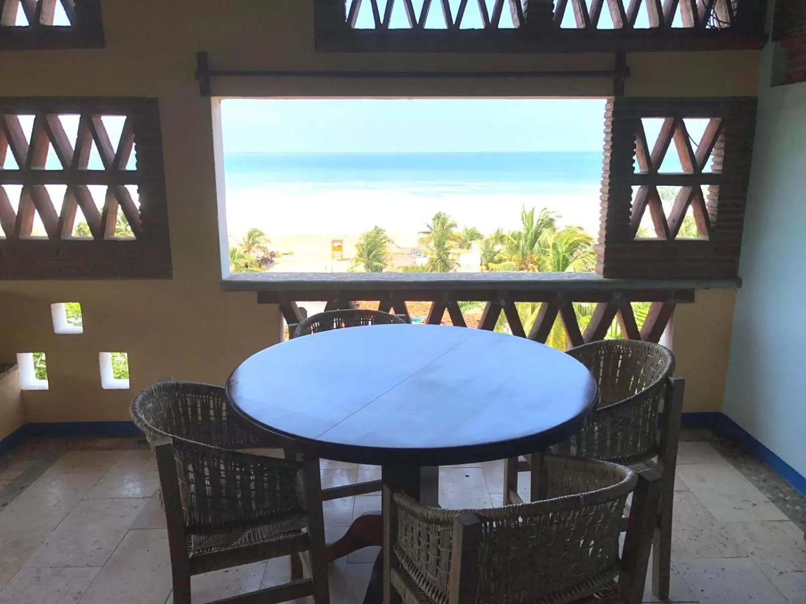 Dining area in Hotel Arcoiris