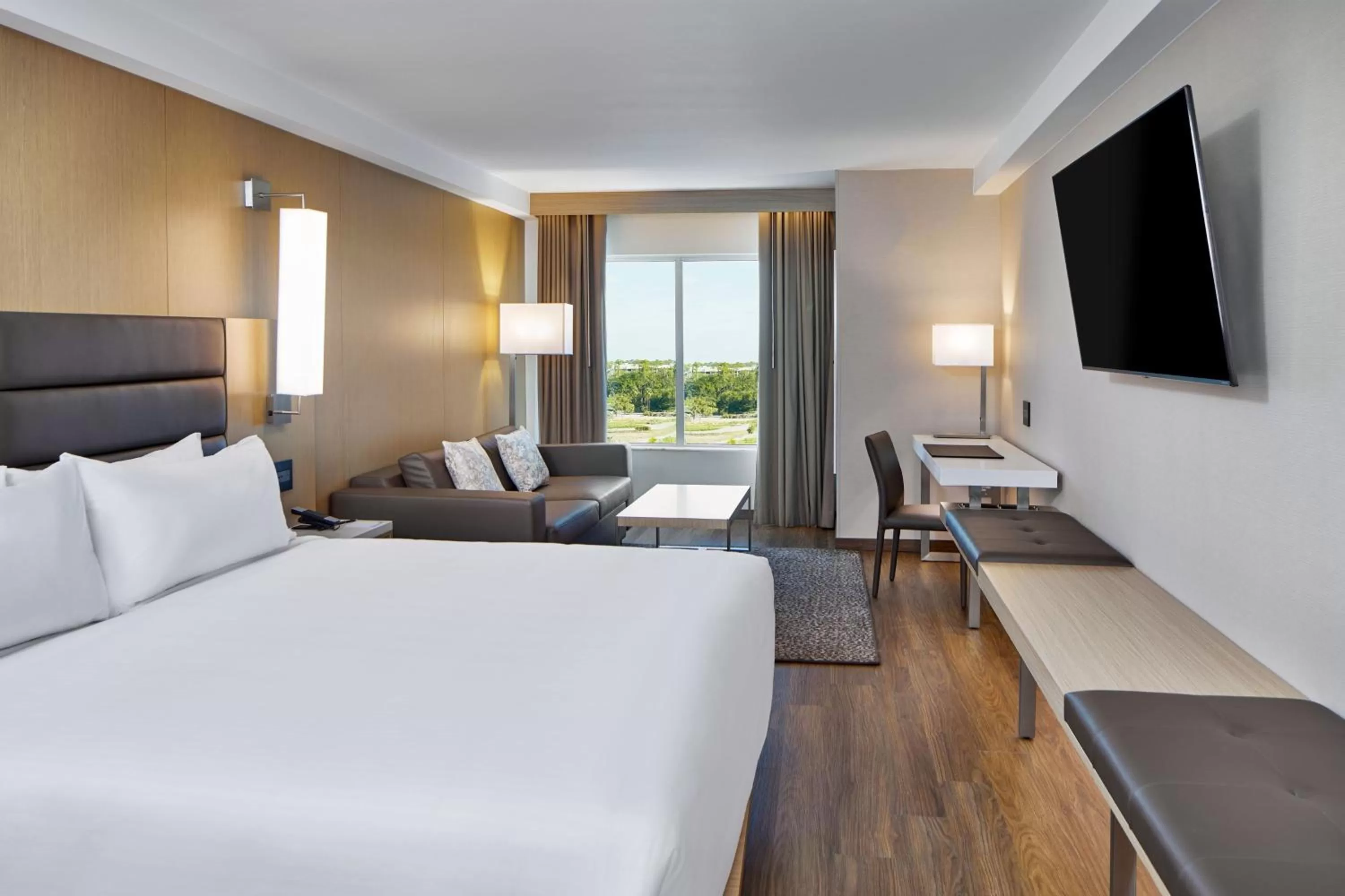 Photo of the whole room, Bed in AC Hotel by Marriott Orlando Lake Buena Vista