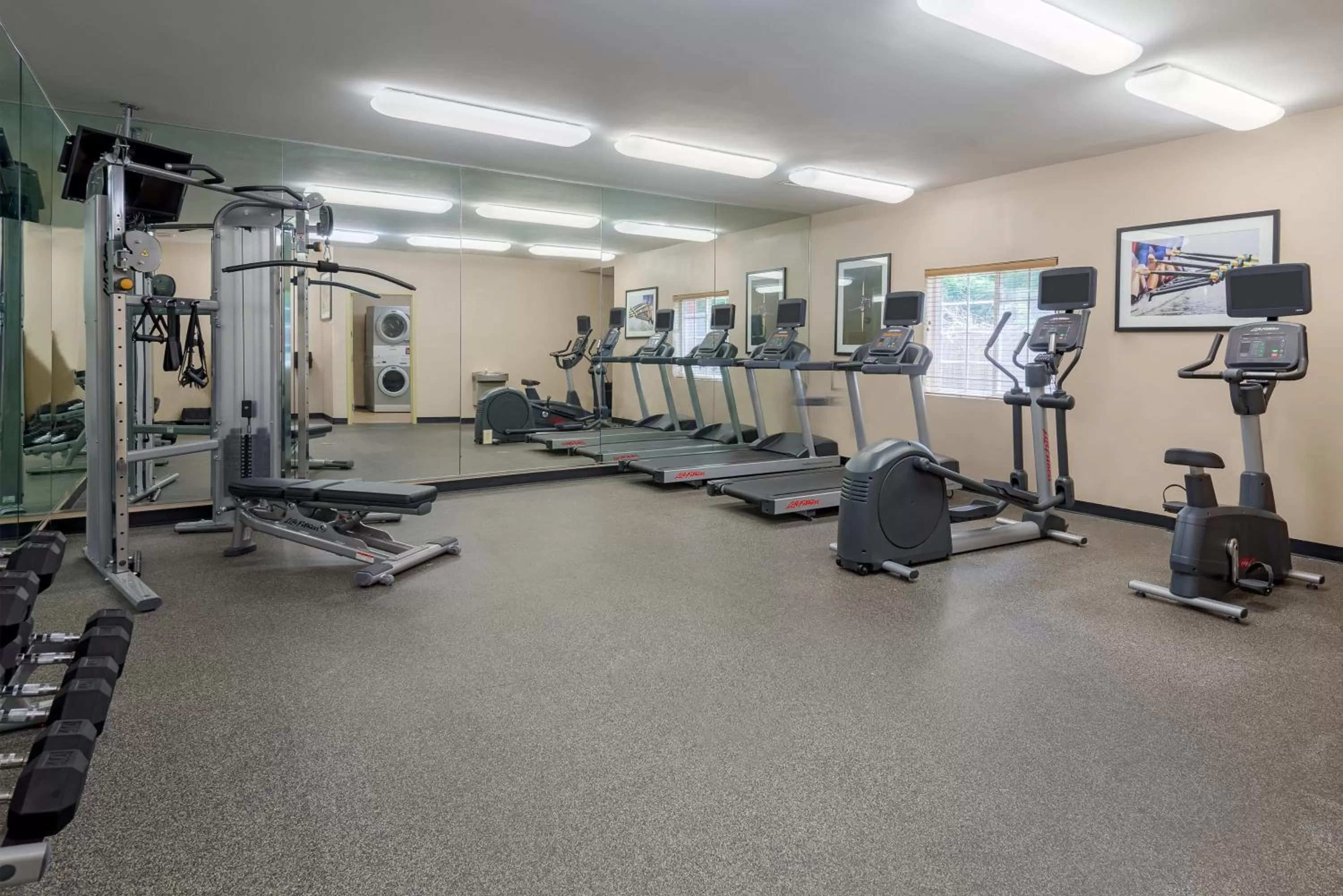 Fitness centre/facilities in Candlewood Suites Athens by IHG