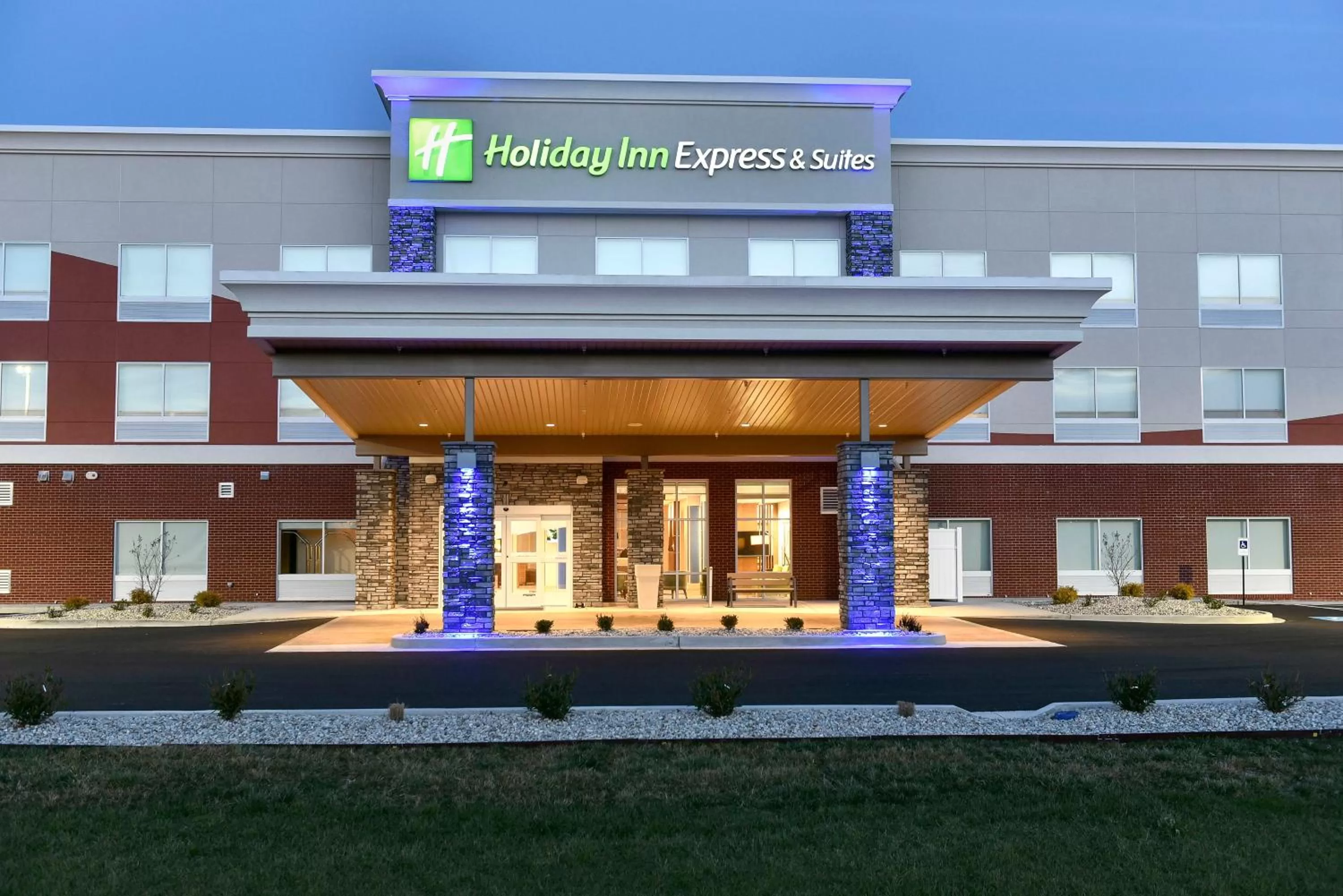 Property building in Holiday Inn Express & Suites - Madisonville by IHG