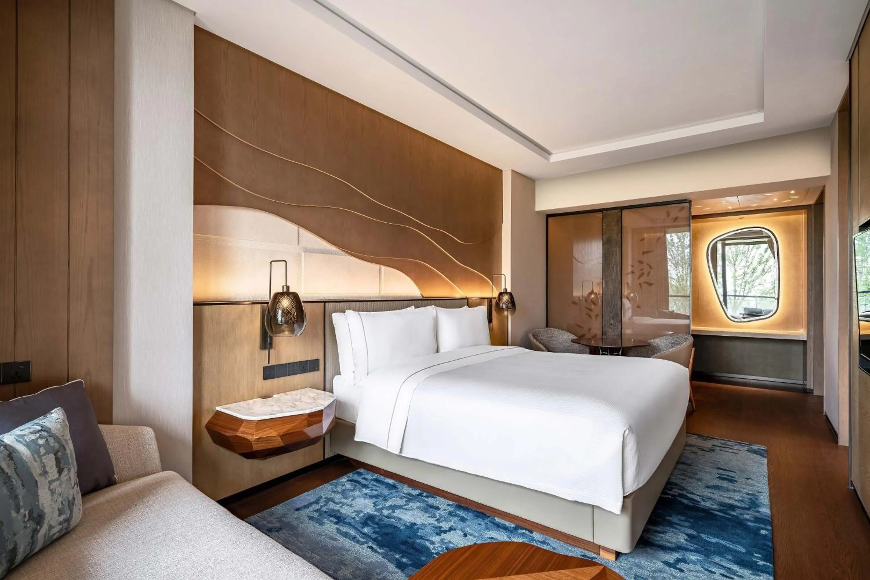 Photo of the whole room, Bed in The Westin Nanjing Resort & Spa