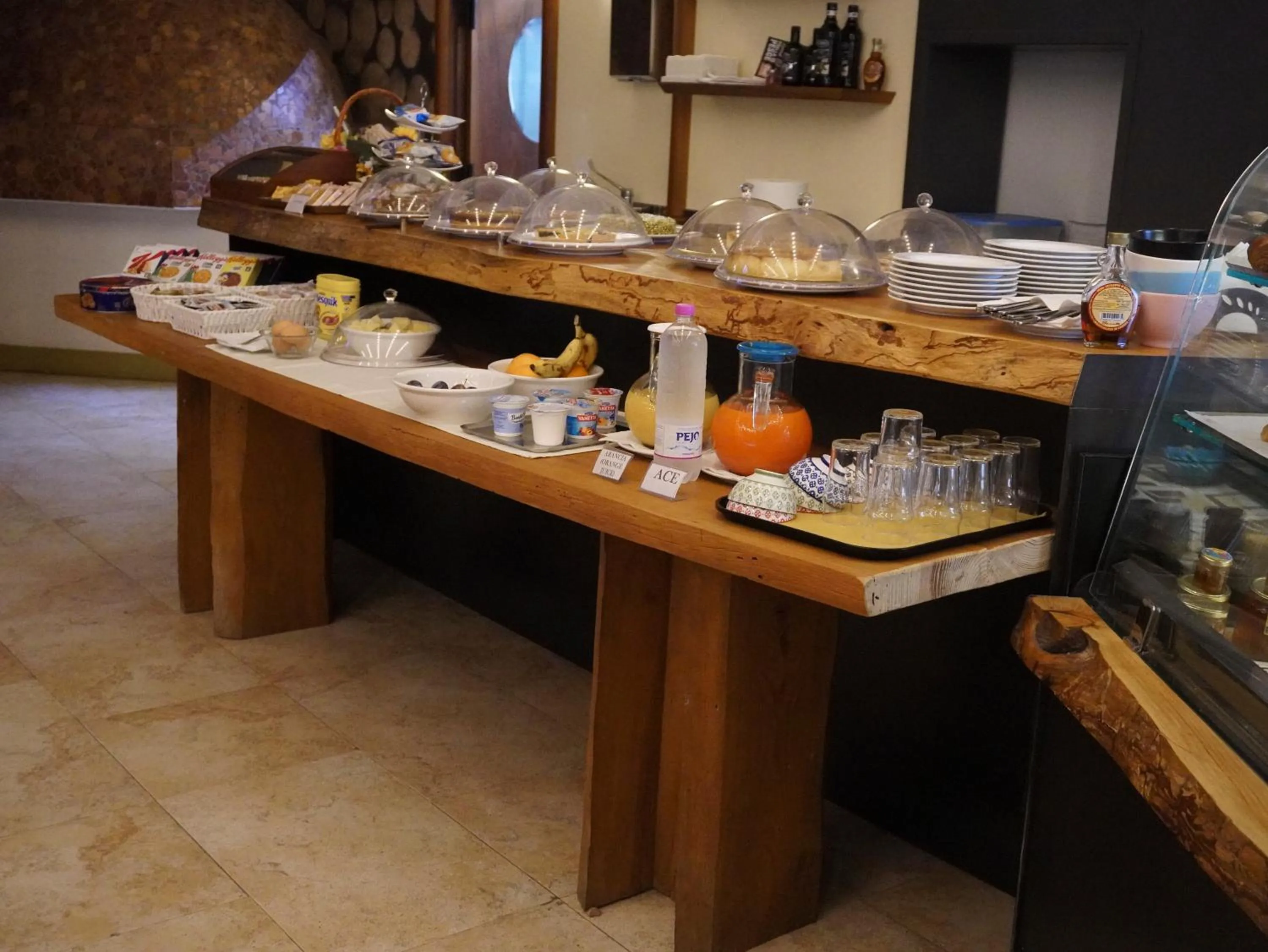 Breakfast in Hotel Classensis