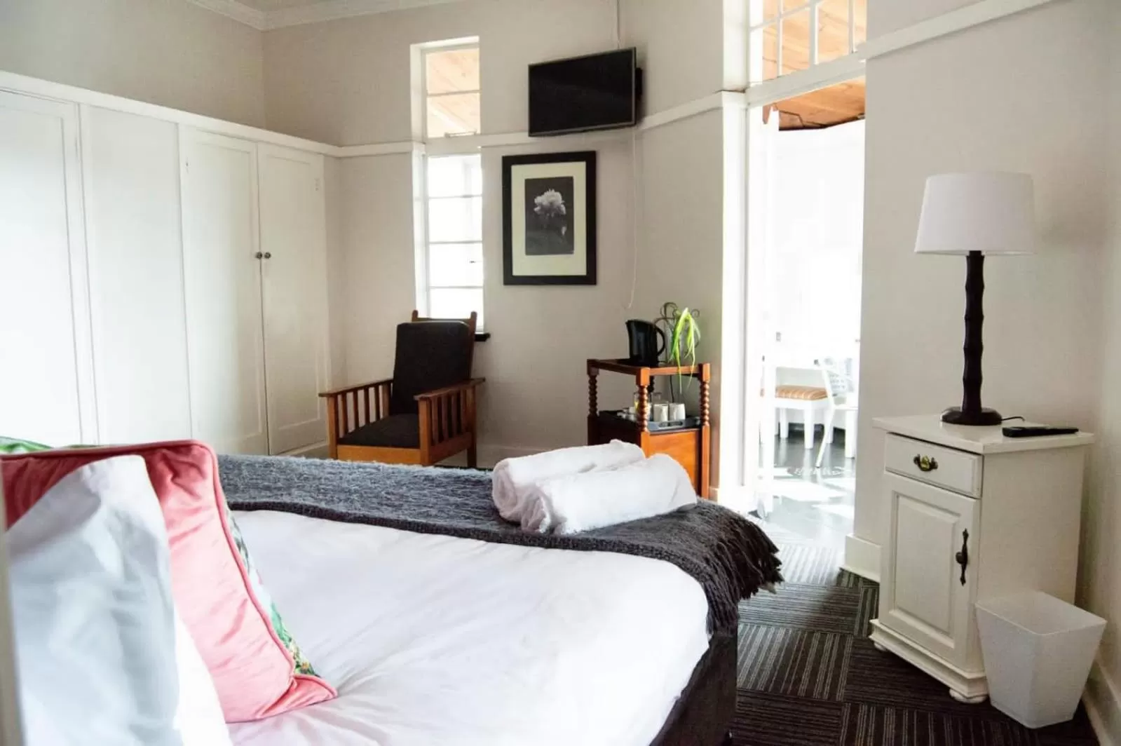 TV and multimedia, Bed in Thistle Hotel