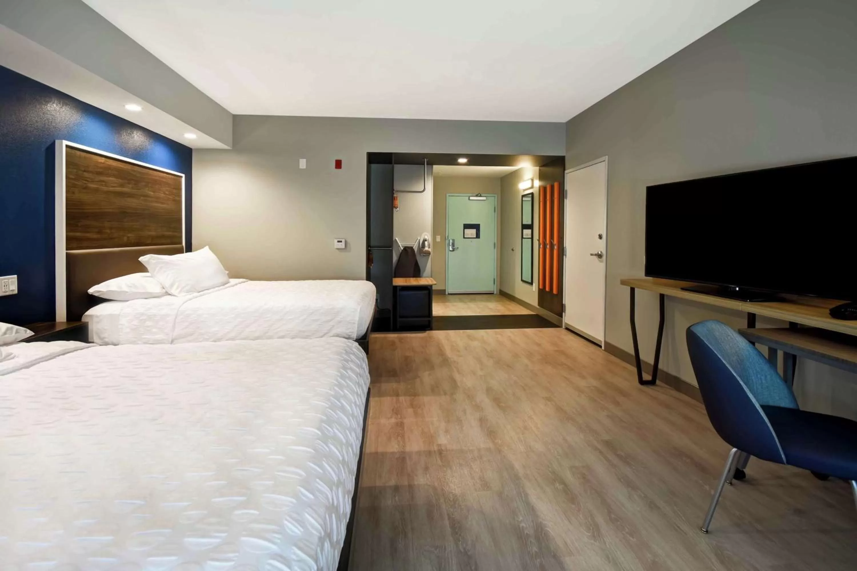 Bedroom, Bed in Tru By Hilton North Platte