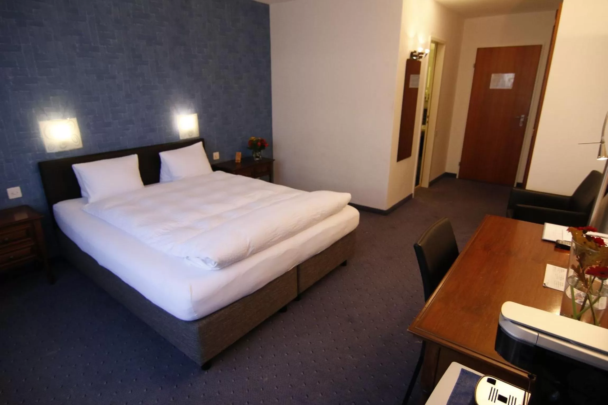 Photo of the whole room, Bed in Hotel Eremitage