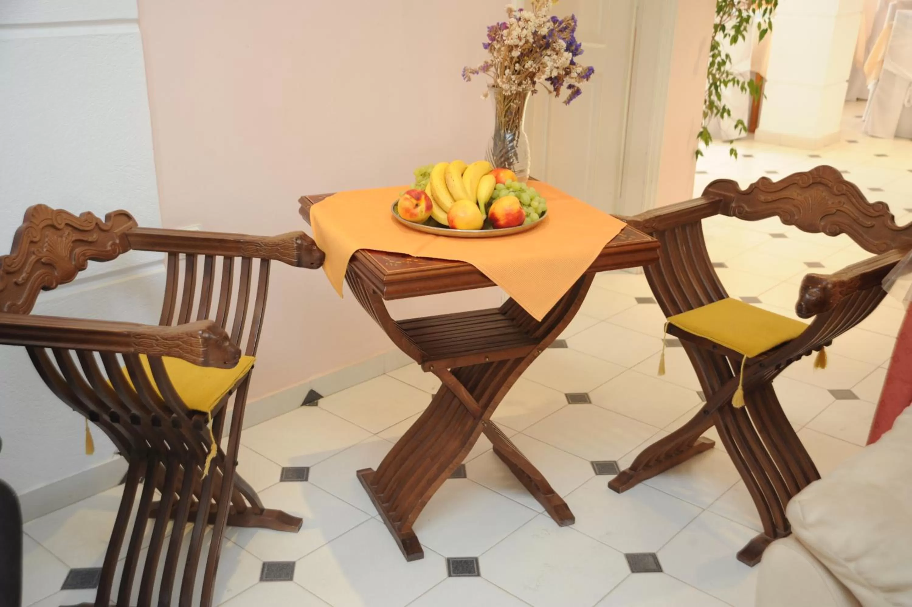 Decorative detail in Hotel Coronis