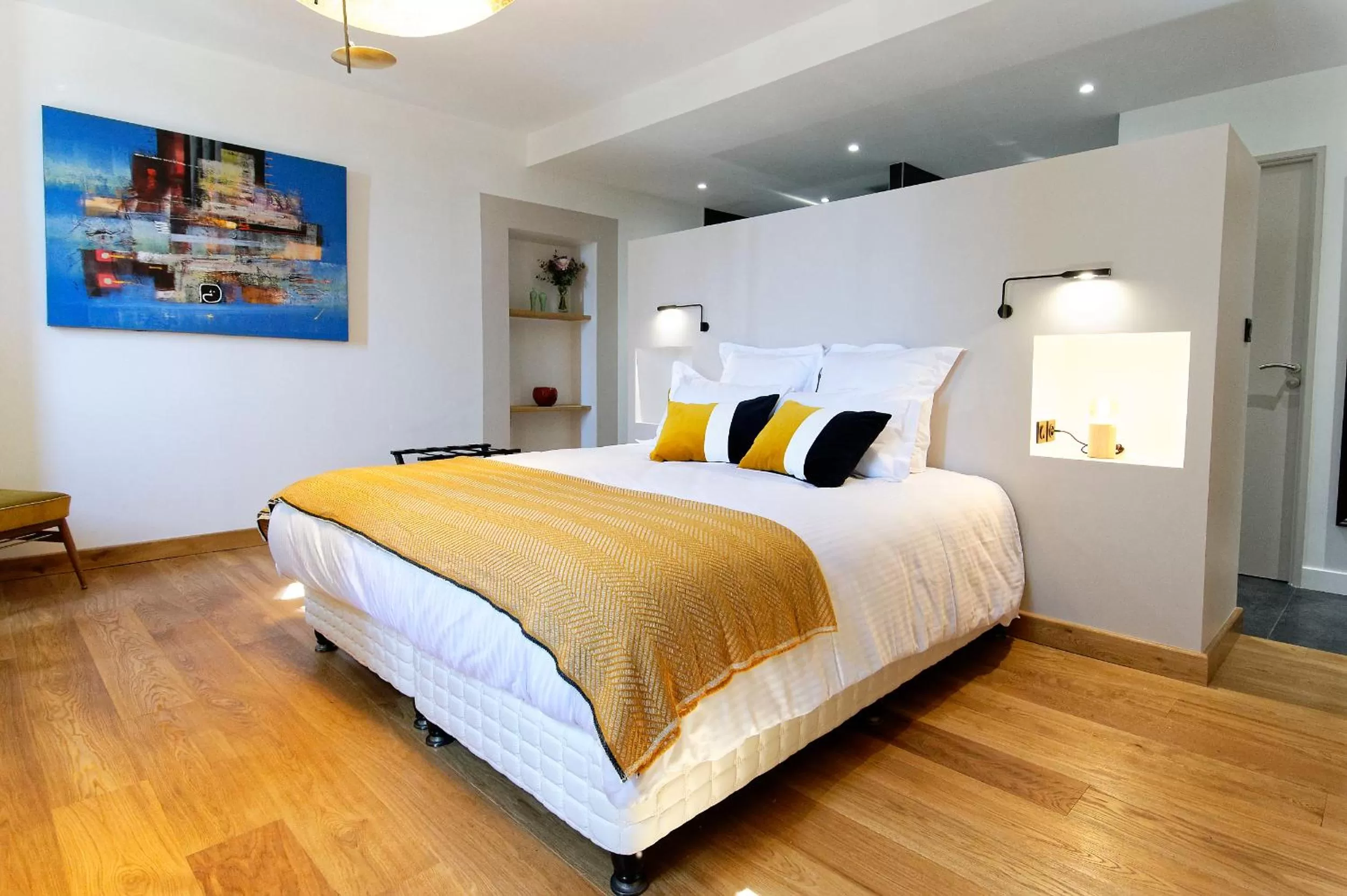 Photo of the whole room, Bed in CHATEAU CROIX DE LABRIE