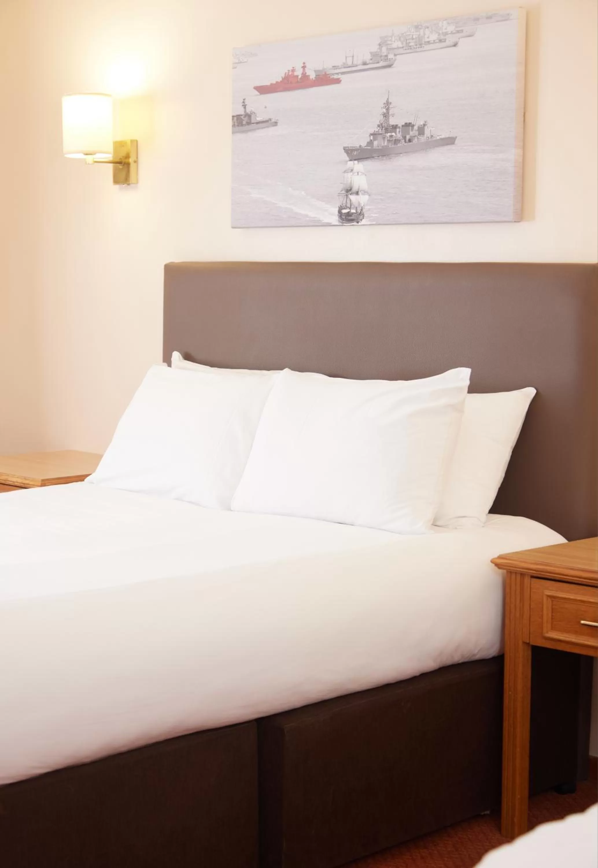 Bed in Farmhouse Innlodge by Greene King Inns